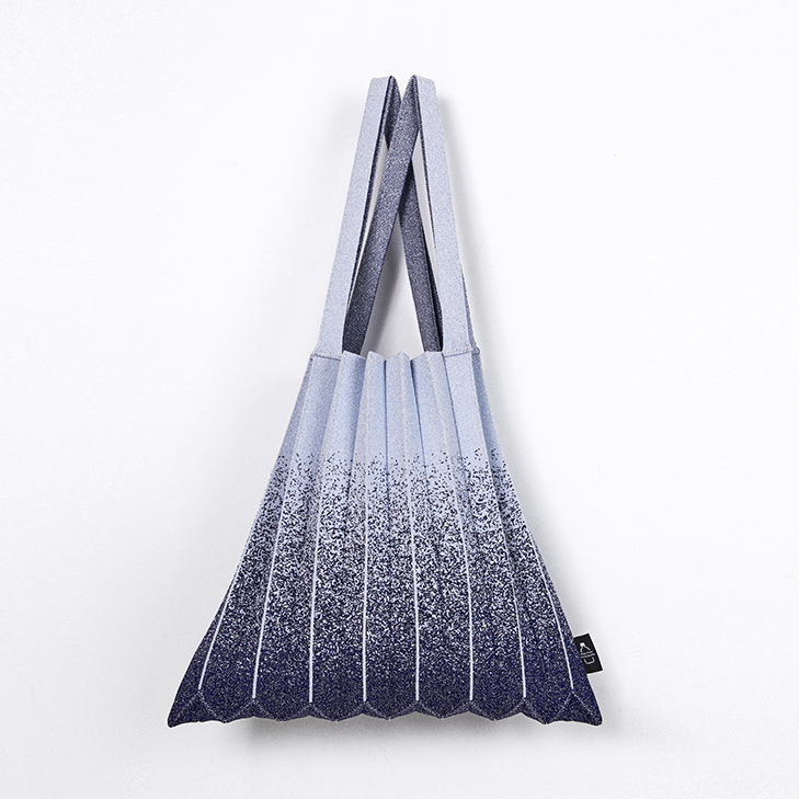 <韓國代購> PLEATS MAMA KNIT PLEATS GLITTER SHOULDER BAG