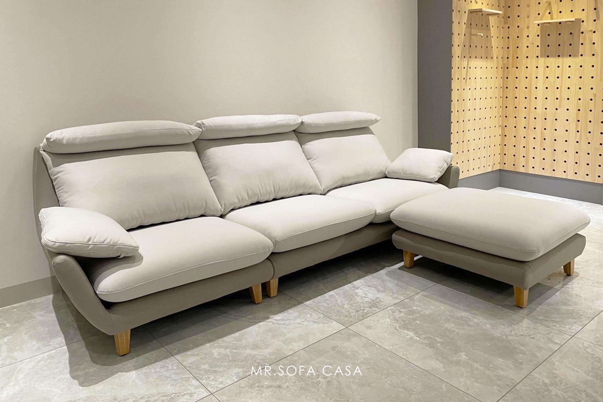 家中飼養貓主子，所以沙發的布料選擇涼感貓抓布