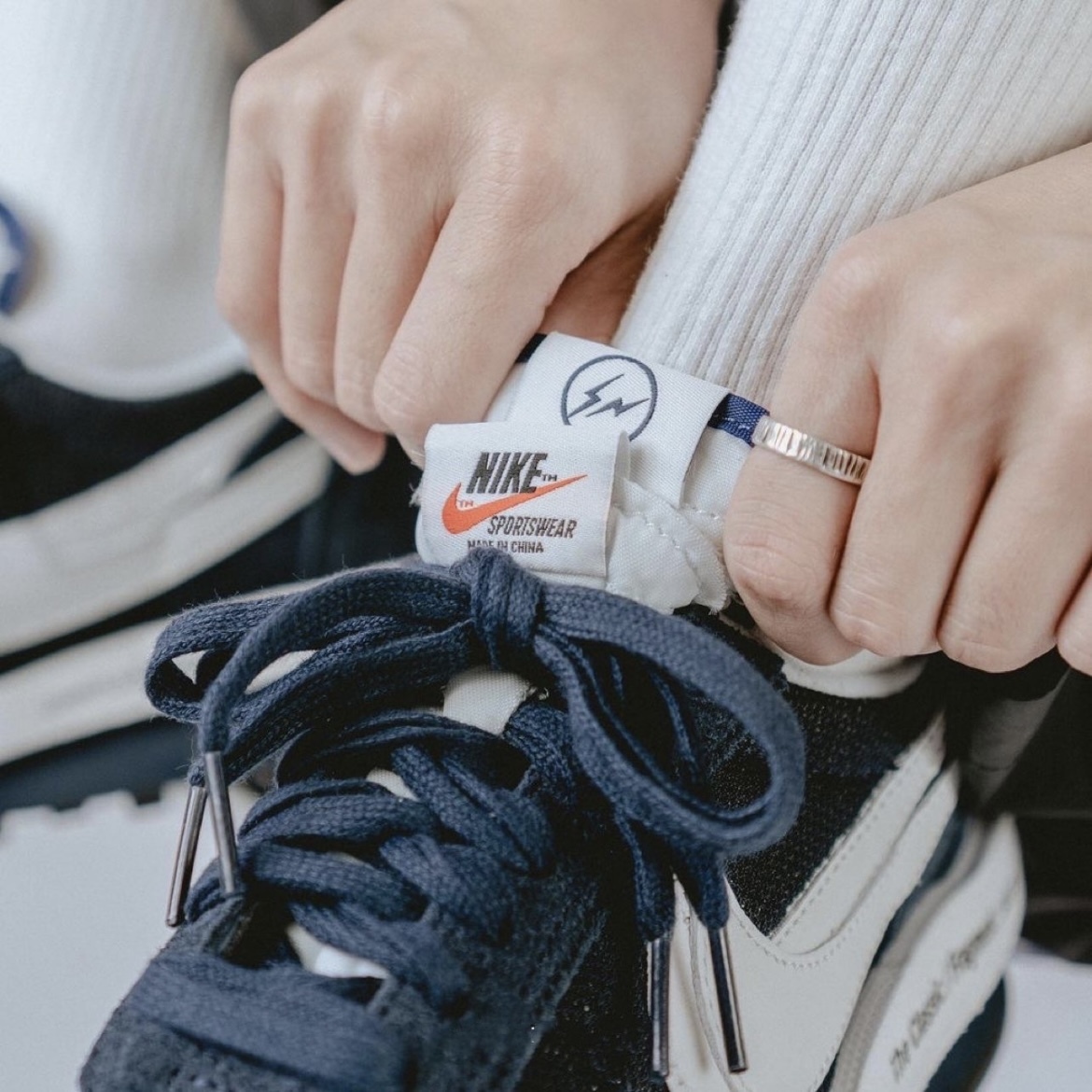 男款 Nike LDWaffle x Sacai x Fragment Blackened Blue 藤原浩 解構 三方聯名