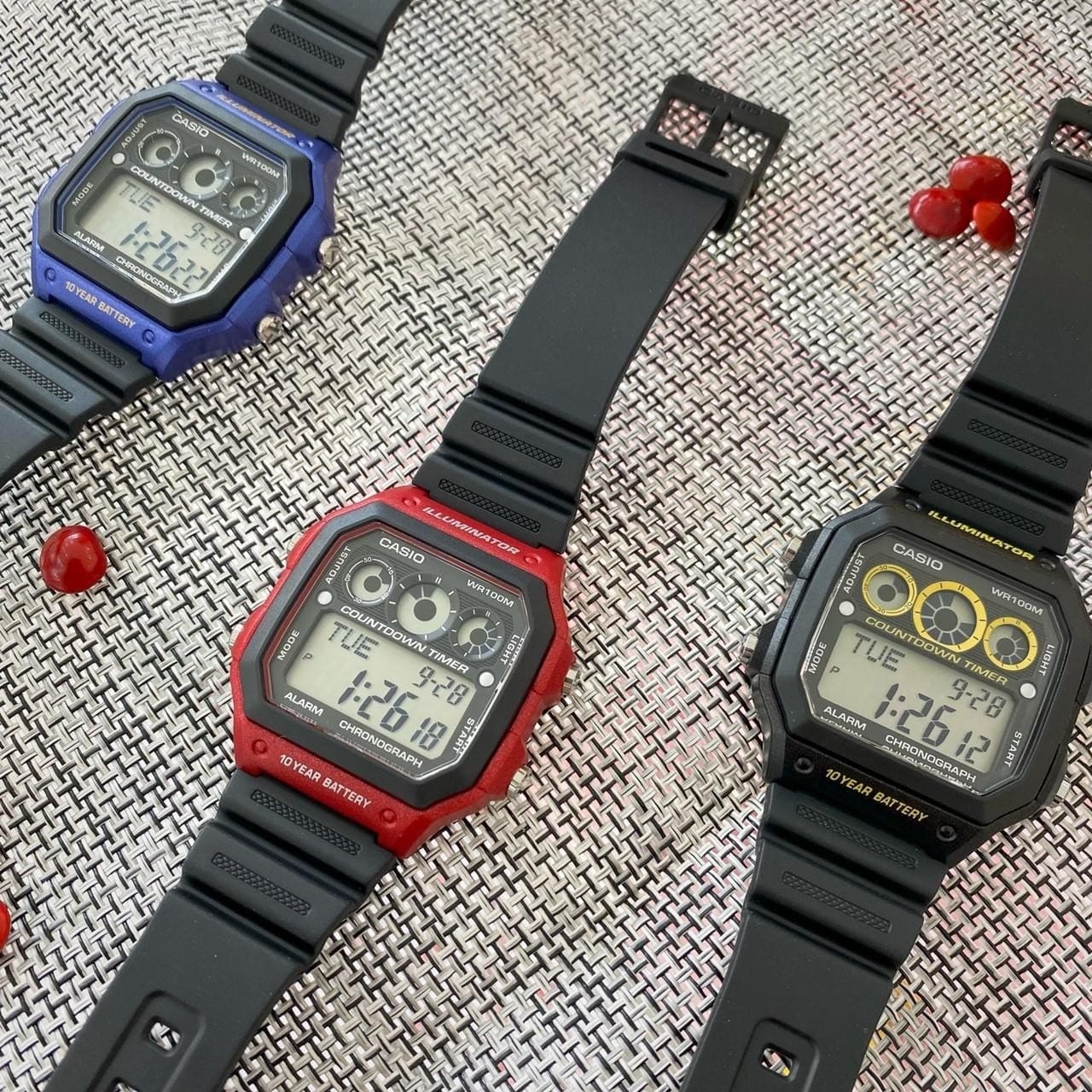 【CASIO 卡西歐】十年電力電子錶 AE-1300WH-2A 現代鐘錶