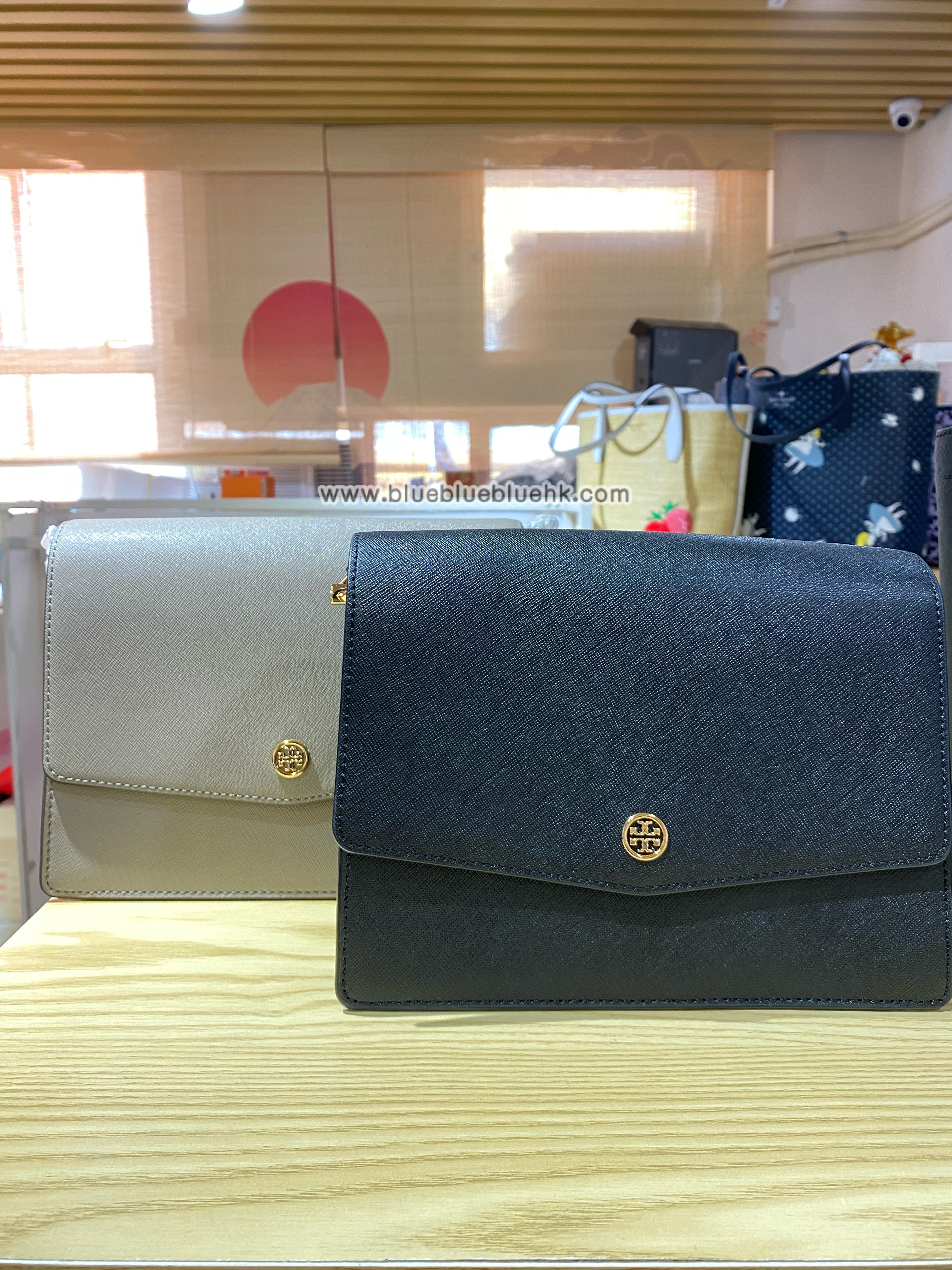 Tory Burch 專門店款風琴袋