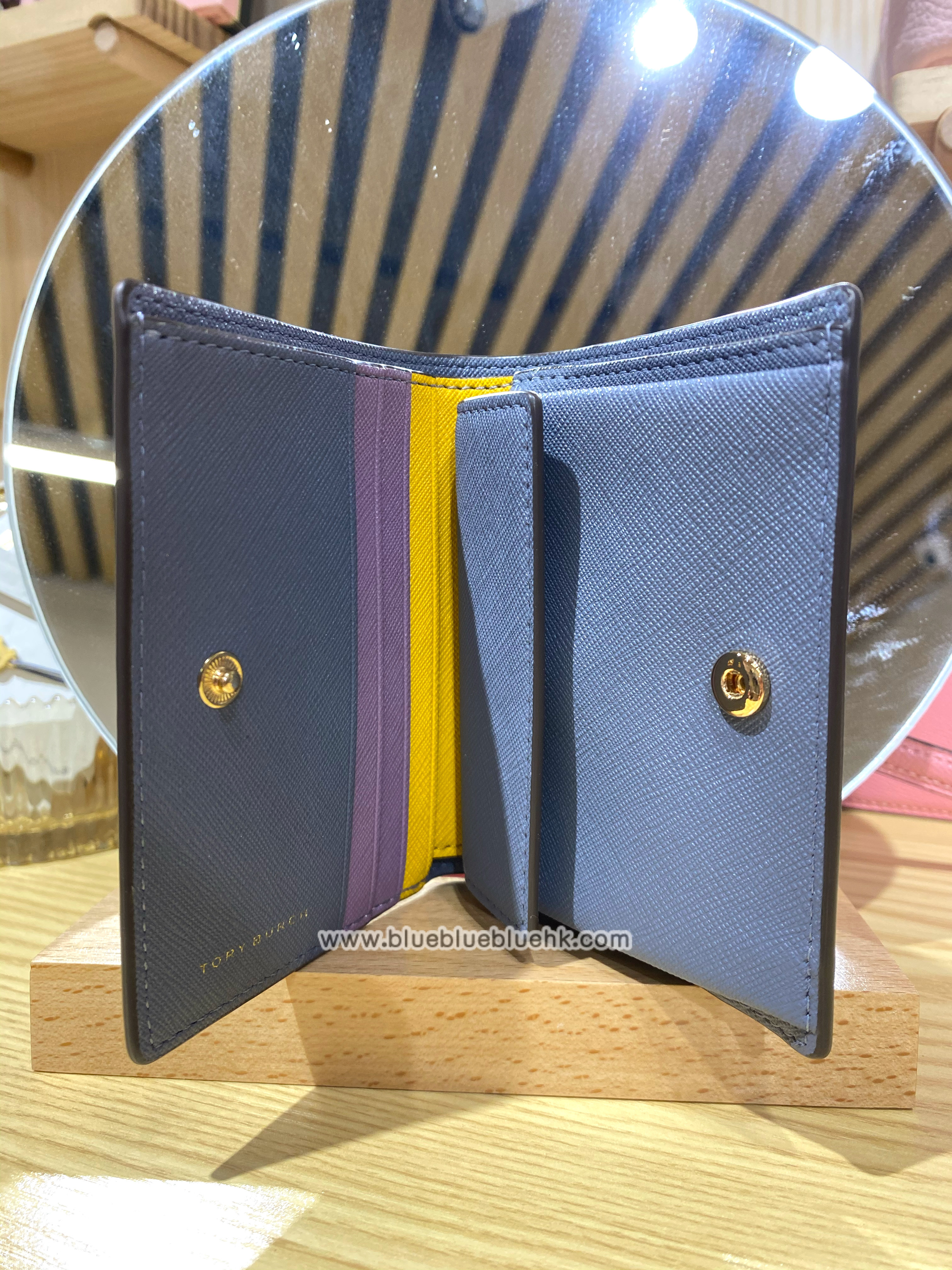 Tory Burch 十字紋短銀包