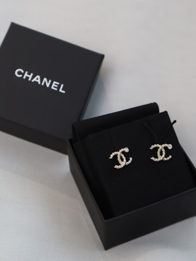 chanel earring 1.3 cm