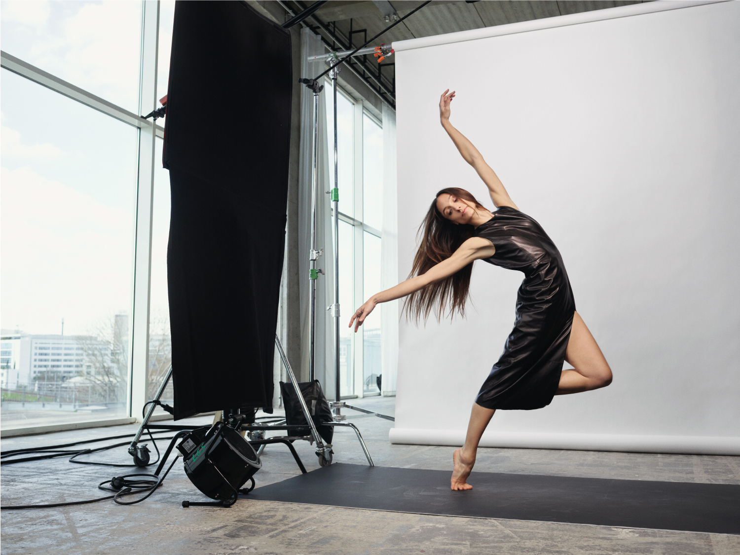 Dorothée Gilbert,巴黎歌劇院首席芭蕾演員,對於美的定義,頭髮的保養與定型,捲度的維持與保養,優雅的芭蕾姿態