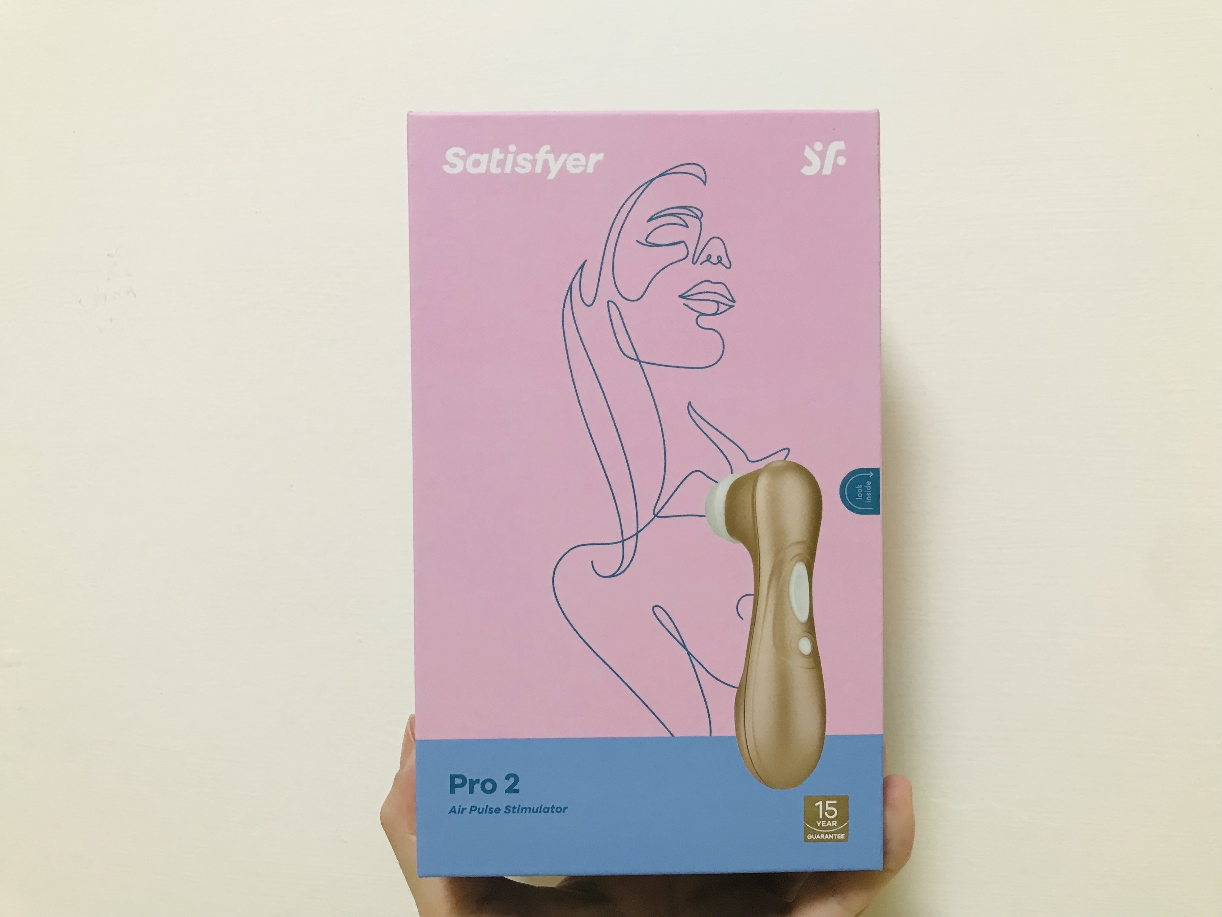 Satisfyer｜陰蒂吸吮按摩器Pro 2，商品外盒實拍圖