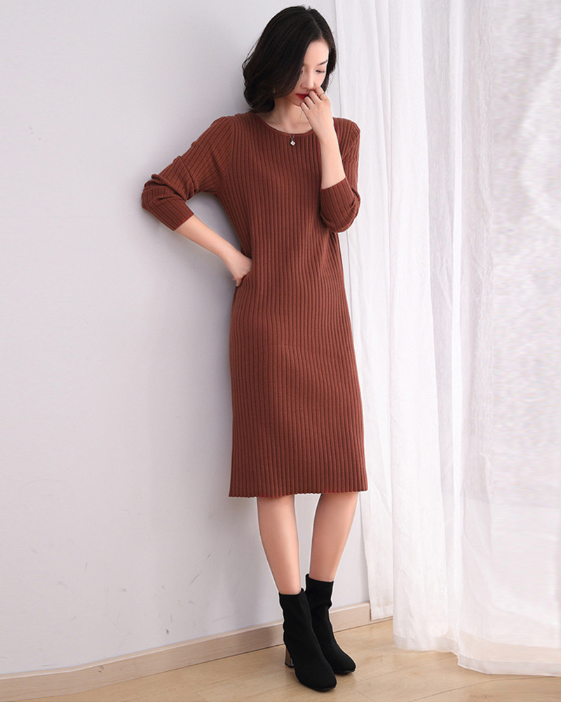DEER.W 圓領坑條直筒針織洋裝 咖啡