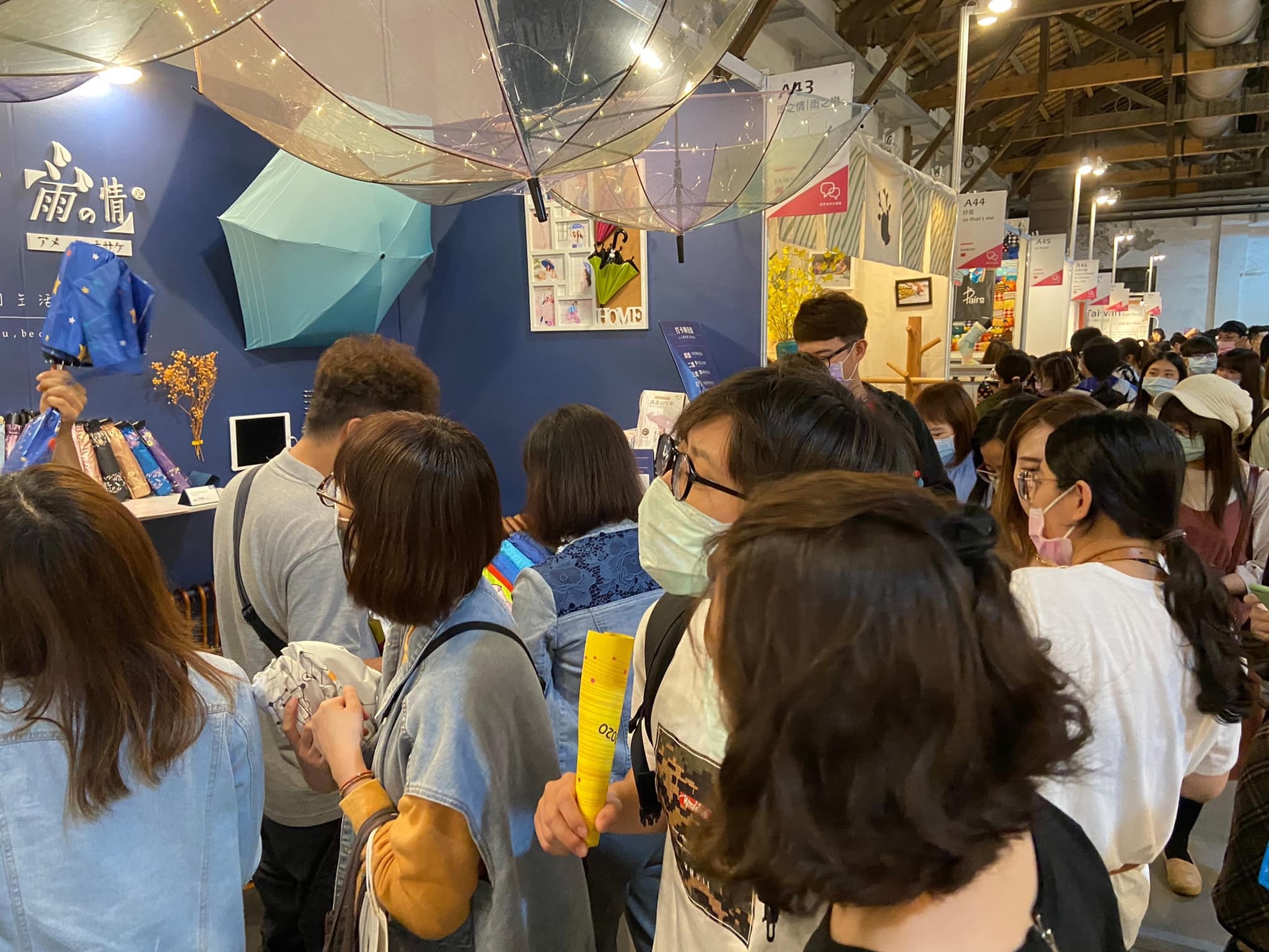 2021 Pop Up Asia 讓喜歡的事成為生活,抗UV機能傘品牌雨之情,專屬於你的客製傘,廣告傘