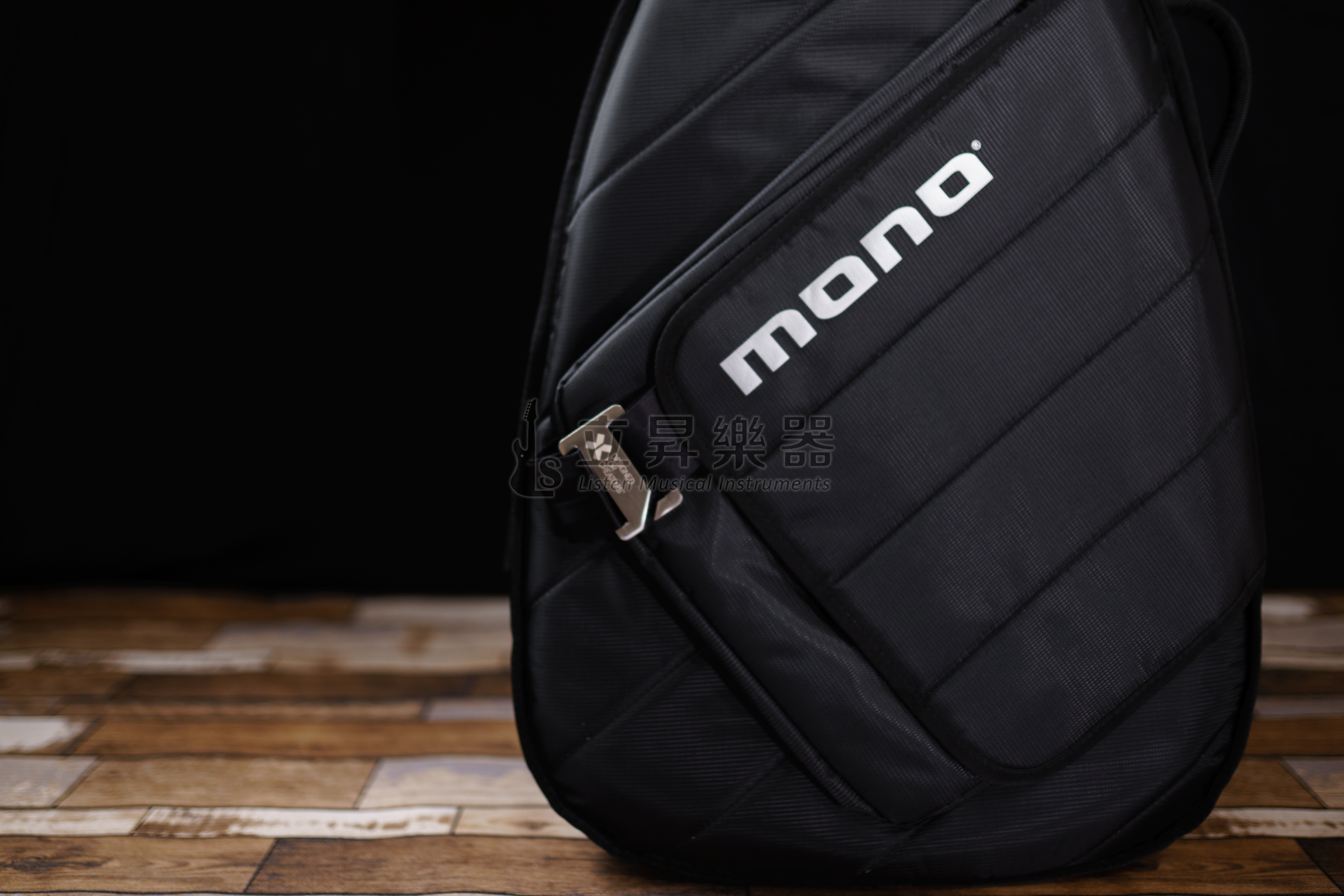 MONO MONO M80-SEG-BLK 電吉他袋 厚琴袋 軟琴盒 黑色 防震防潑水 第 3 張圖片｜三峽吉他 / Bass
