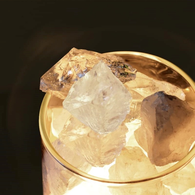 Montagne,水晶擴香,水晶擴香燈,富士山擴香,水晶能量,擴香石,居家香氛,香氛,居家佈置,白水晶,粉晶,紫水晶