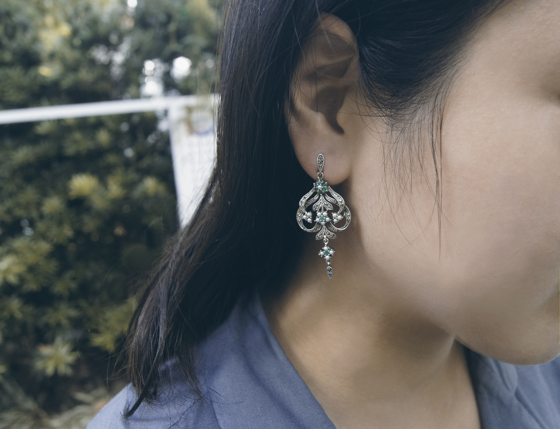 曲線祖母綠米珠耳環