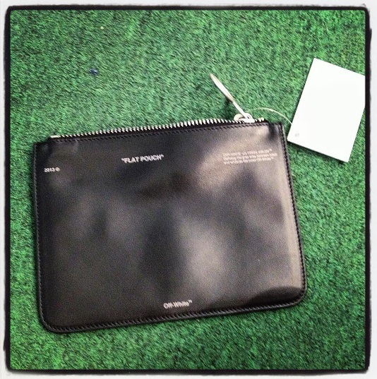 ON SALE : OFF-WHITE C/O VIRGIL ABLOH FLAP POUCH (BLACK) - IN STOCK NOW (現貨發售中)