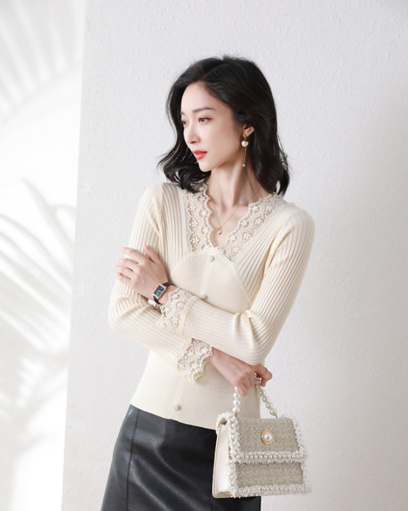 DEER.W 蕾絲拼接珠釦針織上衣 杏色