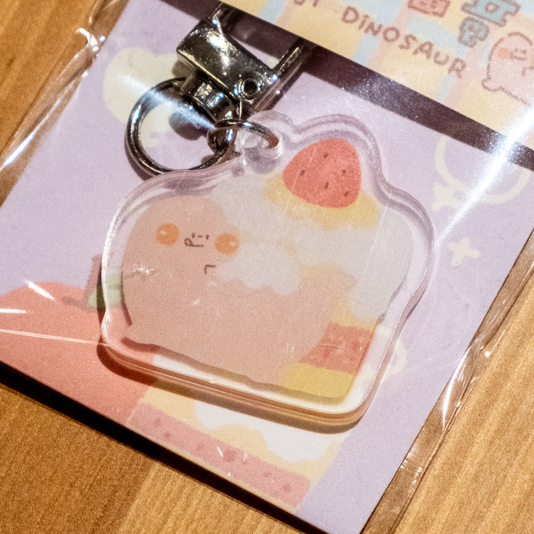 狗狗的小跳步，繪蹦砰｜壓克力吊飾｜富士山雷龍｜粉色草莓款