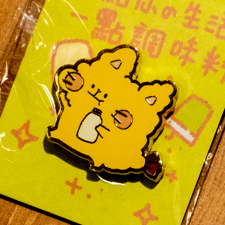 狗狗的小跳步，繪蹦砰｜金屬徽章｜吃貨好朋友｜炸蝦貓咪