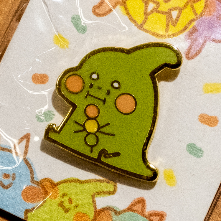 狗狗的小跳步，繪蹦砰｜金屬徽章｜吃貨恐龍｜丸子副櫛龍