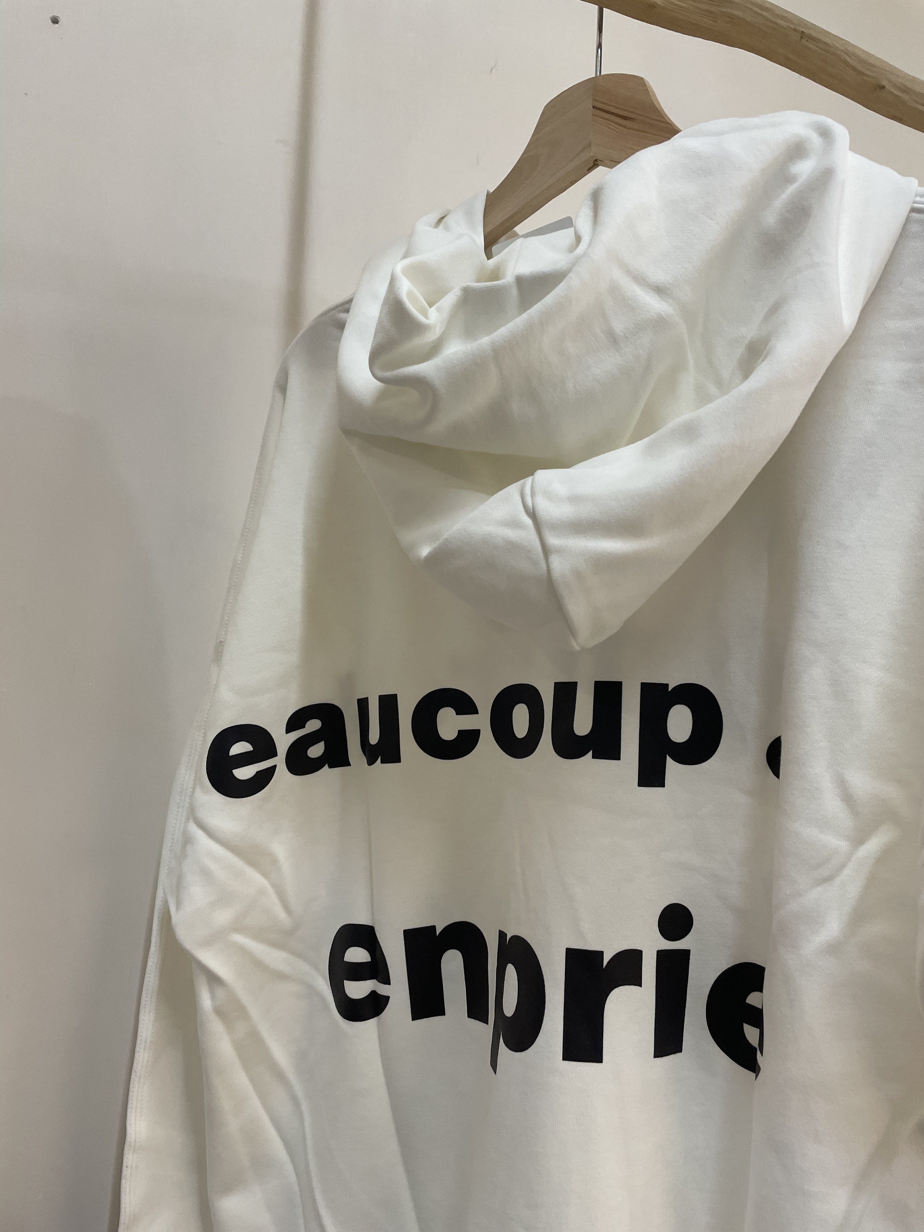 Merci 字母有帽衛衣