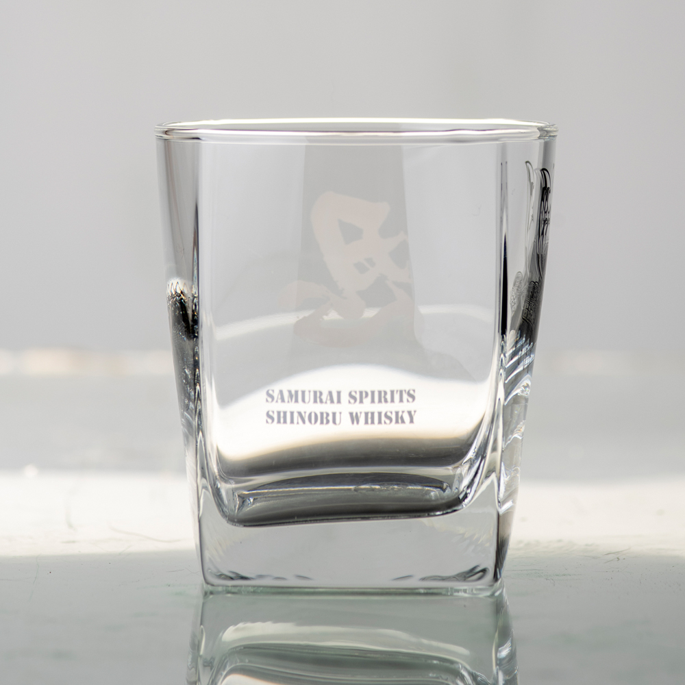 忍 威士忌方杯