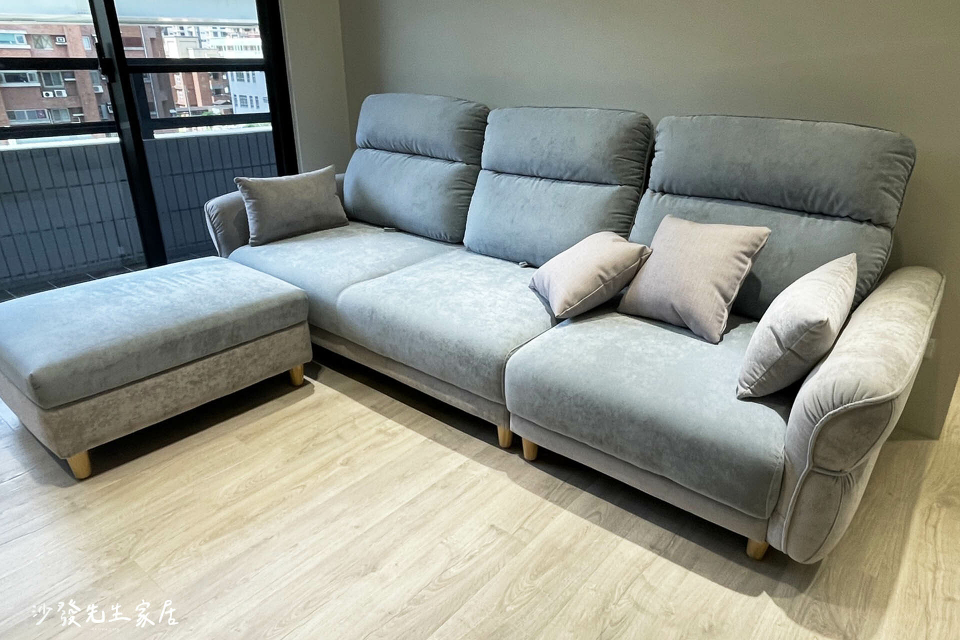 清潔步驟３｜小蘇打＋白醋去除寵物尿液氣味