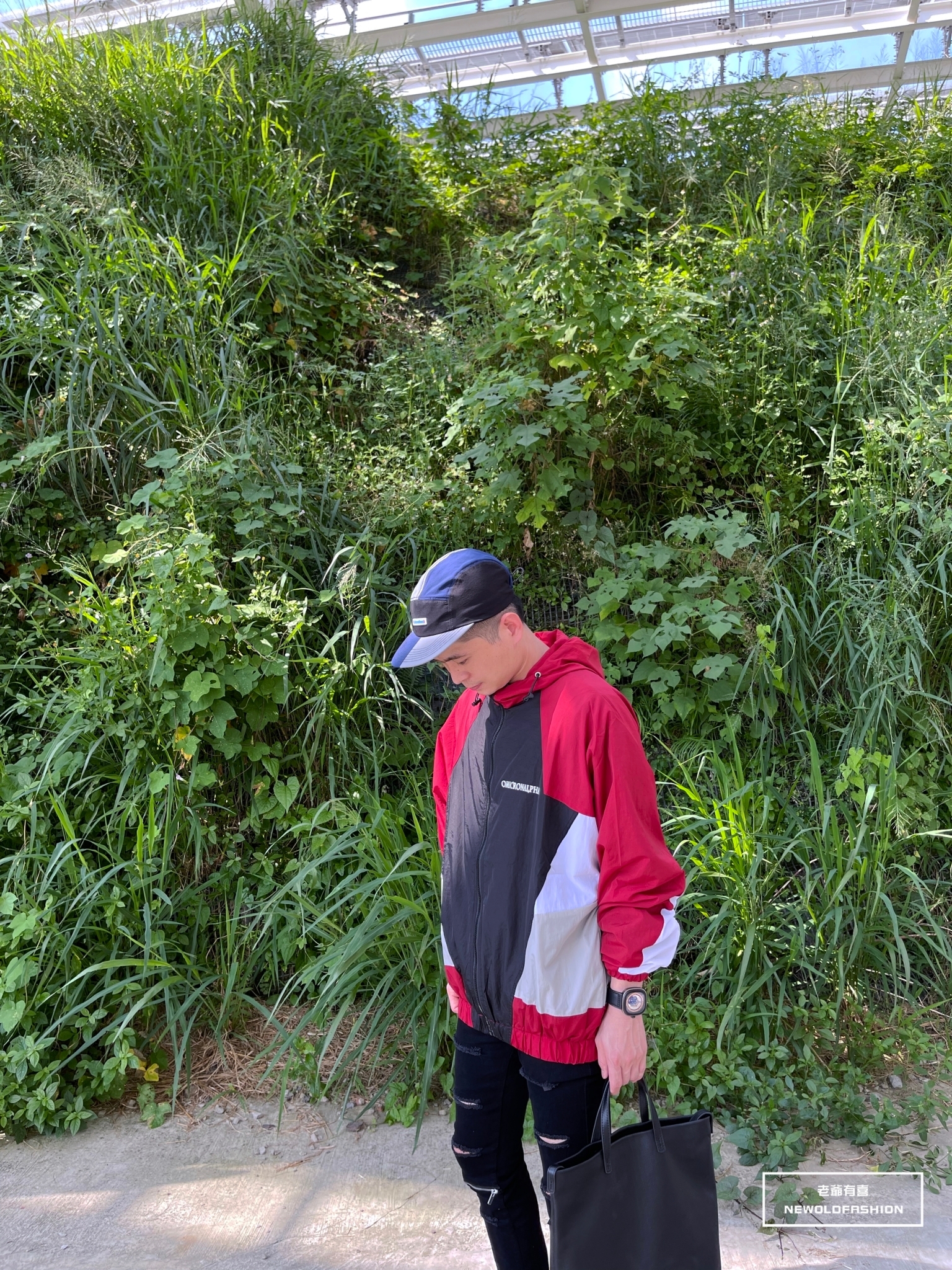 『新品上市』OMI側拼接連帽防風外套(NOF2109A216)-黑