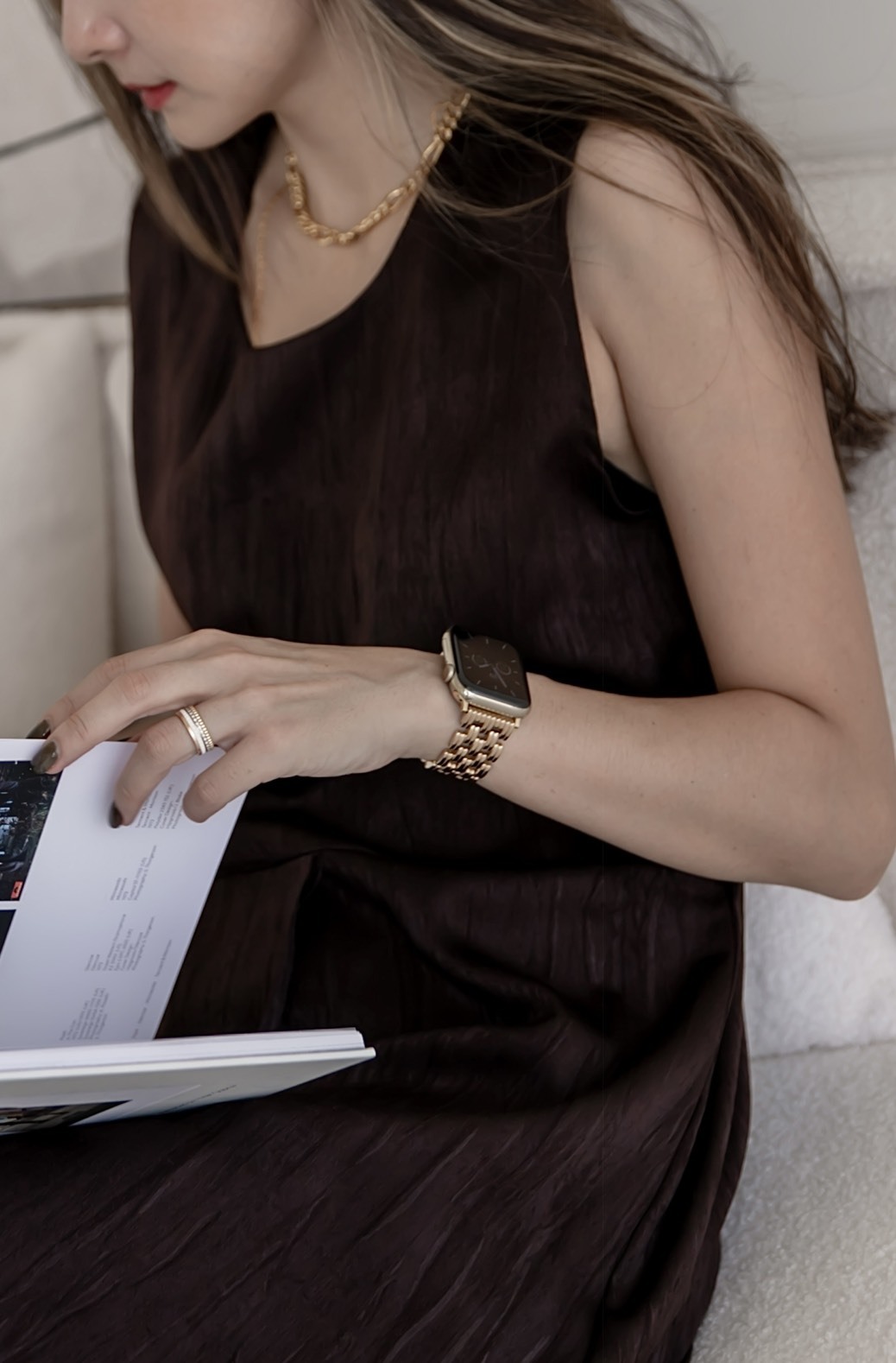 Apple Watch 經典波紋鏤空錶帶（玫瑰金）