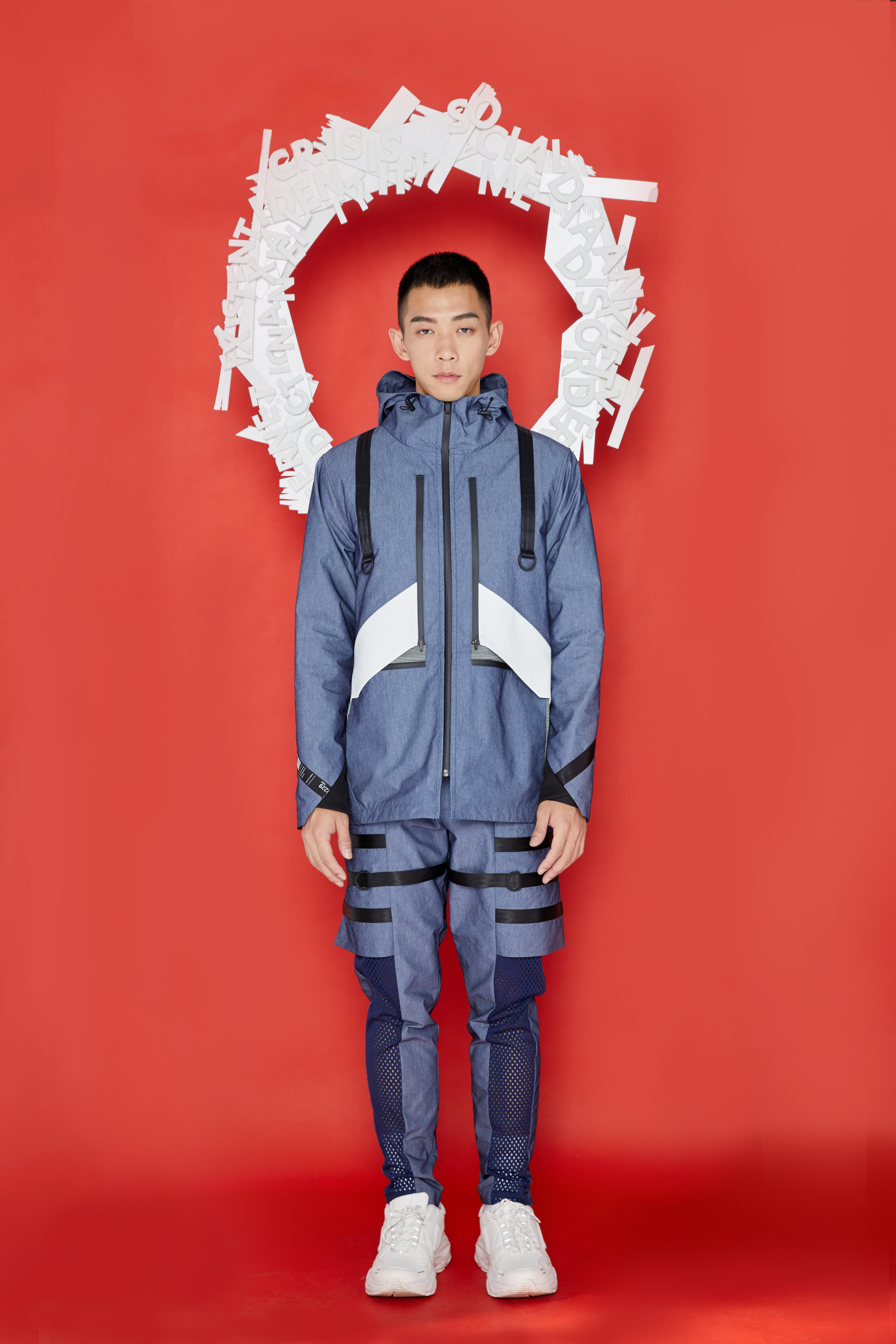 隱藏多口袋連帽外套 (淺藍)