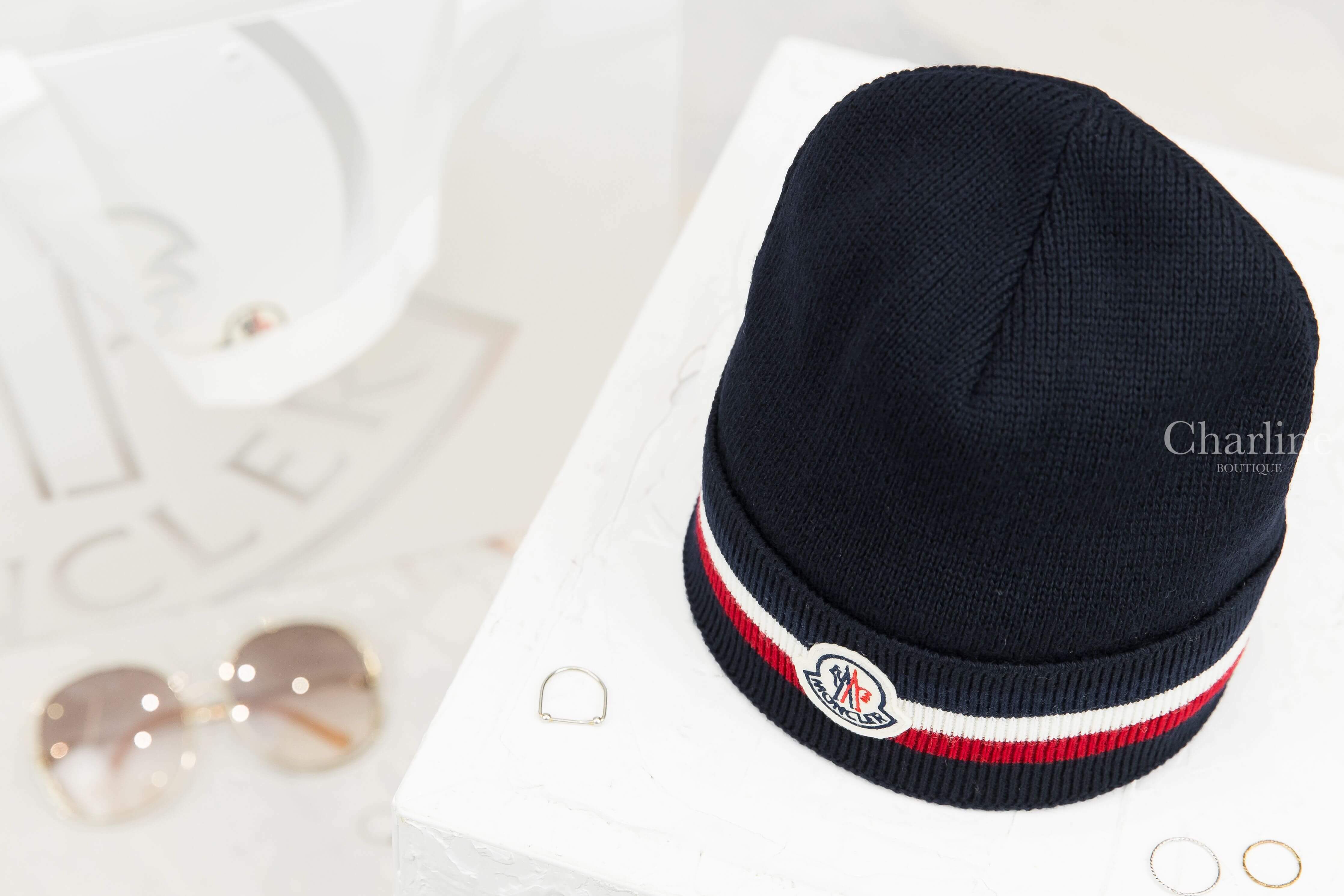 Moncler Tricolor Beanie 夜藍色電繡Logo紅白線條羊毛毛帽
