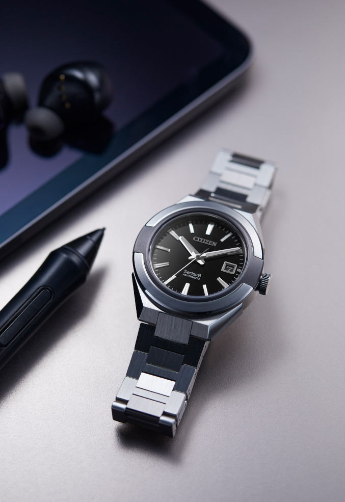 萬年鐘錶 - Citizen 星辰錶 series 8系列 870款  無畏、俐落、簡約 款經典不鏽鋼款機械男錶  NA1004-87E  錶徑40MM