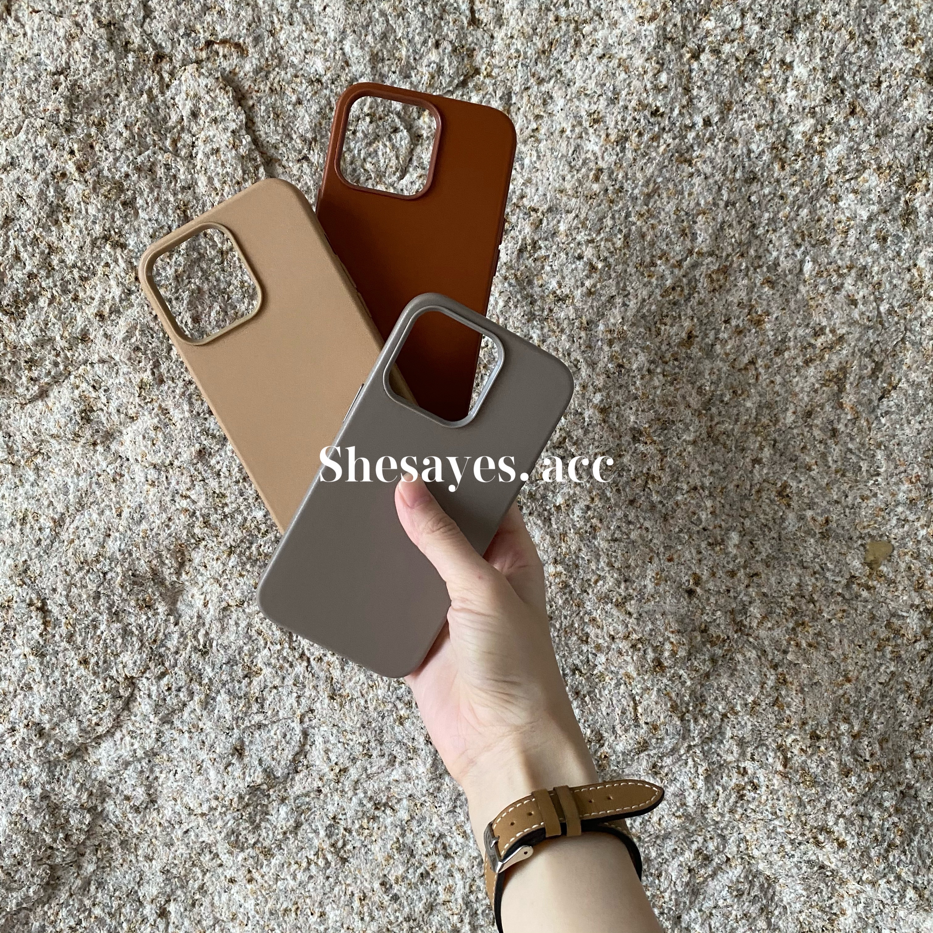 IPHONE大地色皮革手機殼[小編的愛]