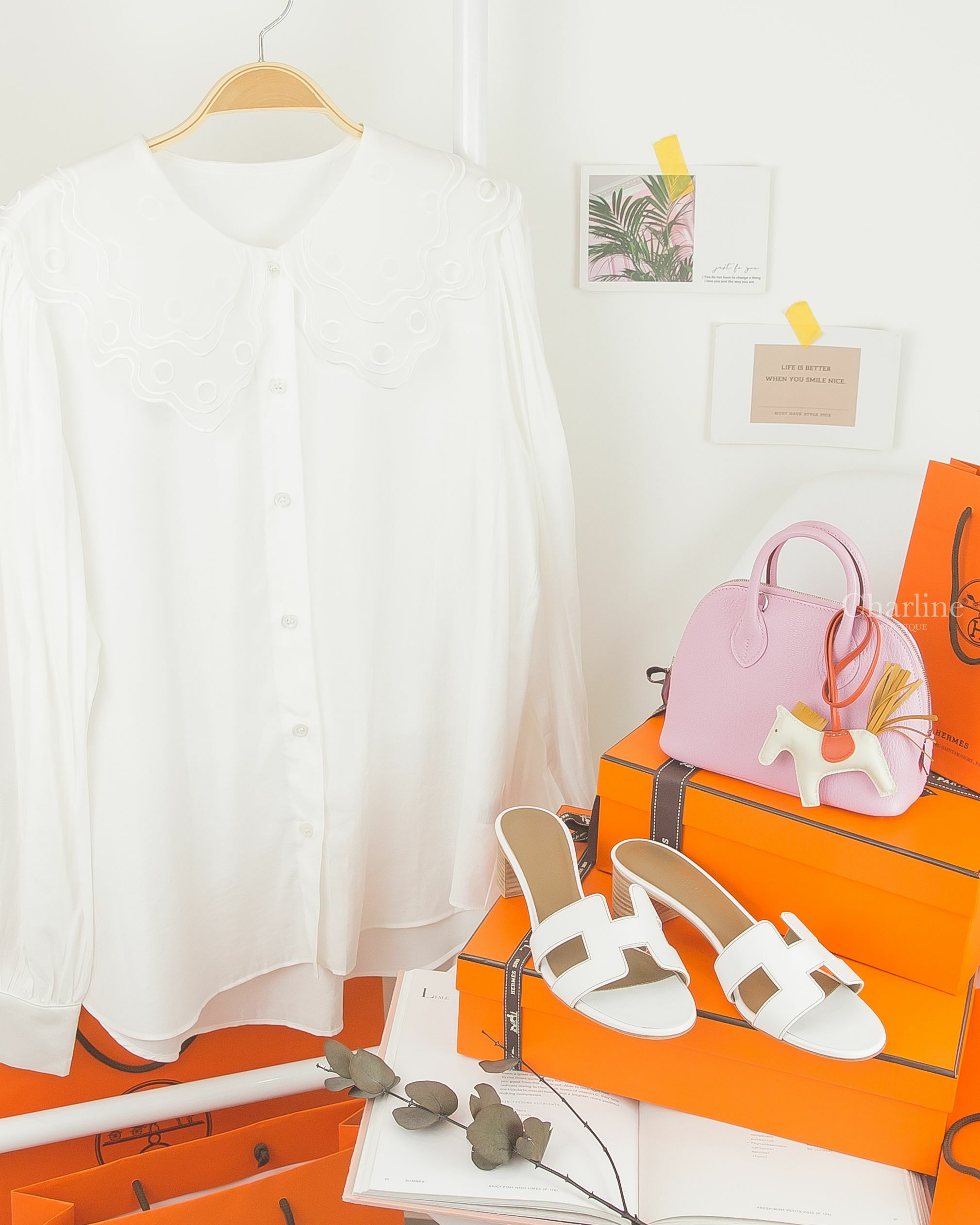 Hermès Oasis Sandal 白色牛皮H木頭低跟拖鞋,Hermès Bolide Mini X9 錦葵粉銀釦迷你手提肩背包,Hermès Horse Charm PM 奶昔白小馬吊飾-Charline Boutique 精品代購