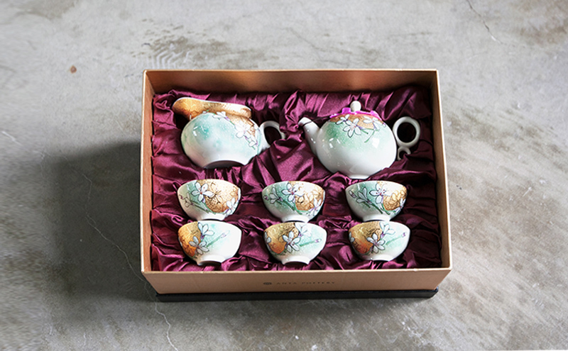 描金如意茶具組繪油桐花/金付き如意茶器セット-オオアブラギリ柄