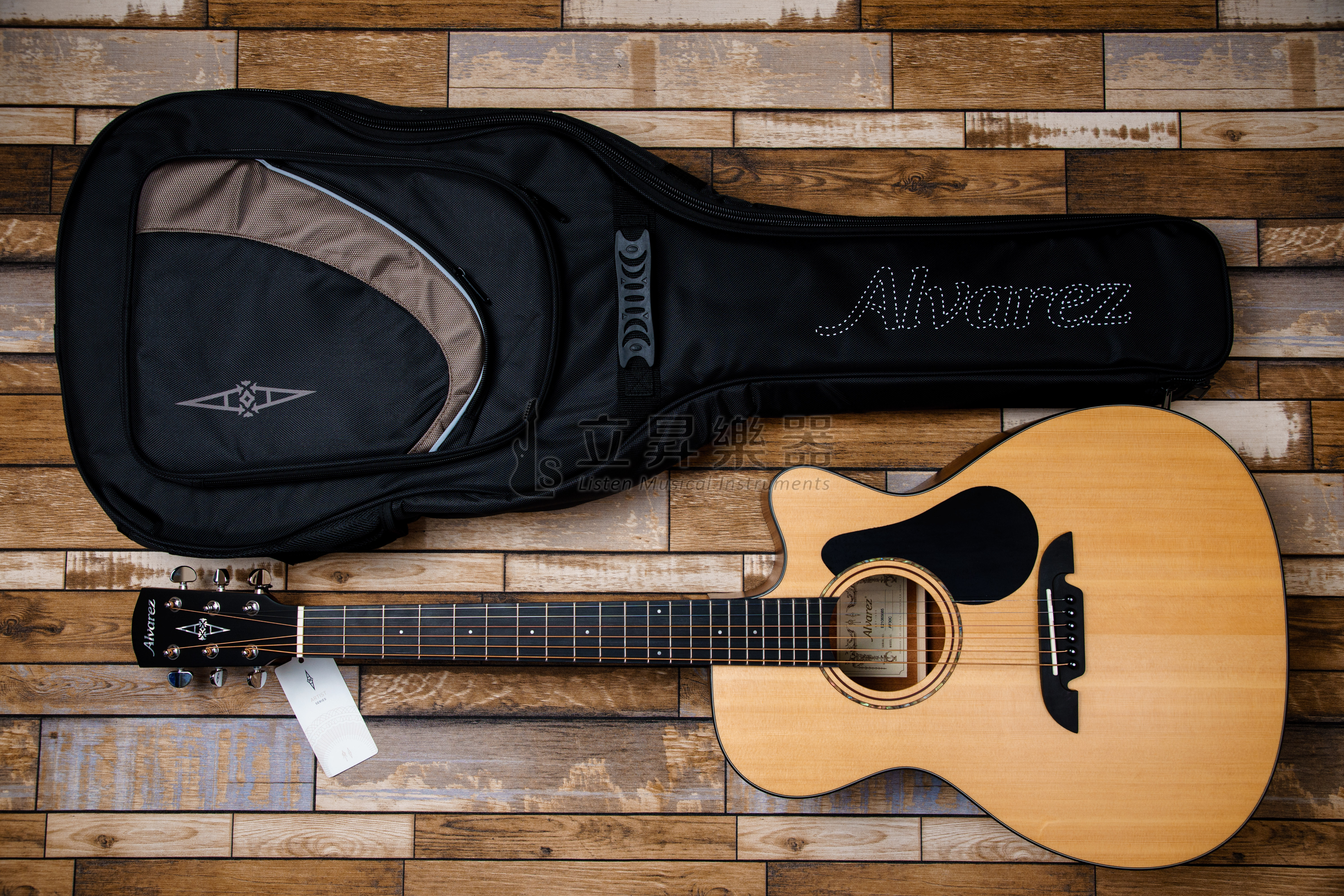 Alvarez 木吉他 Alvarez AF30C 西卡雲杉面單板 桃花心木側背板 面單板 附原廠厚袋 第 3 張圖片｜三峽吉他 / Bass