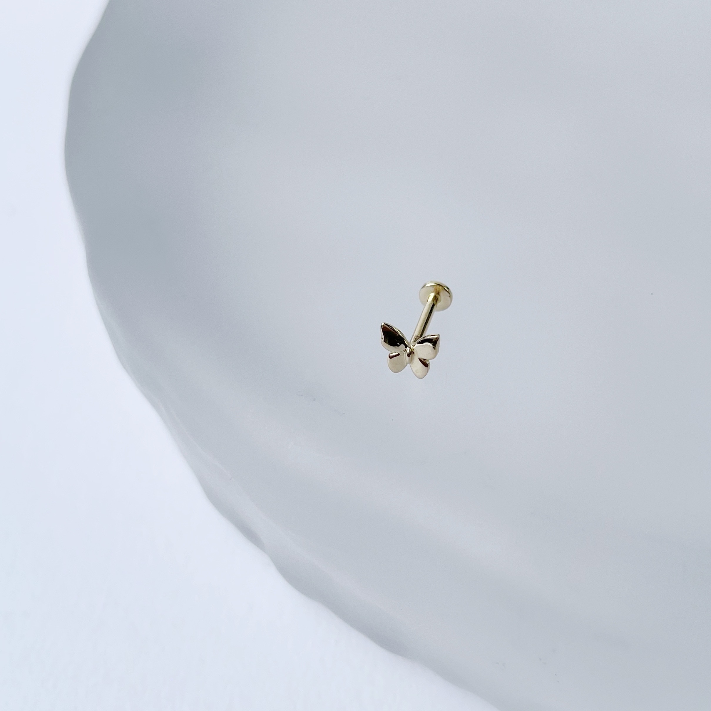 14K小蝴蝶Stud耳環