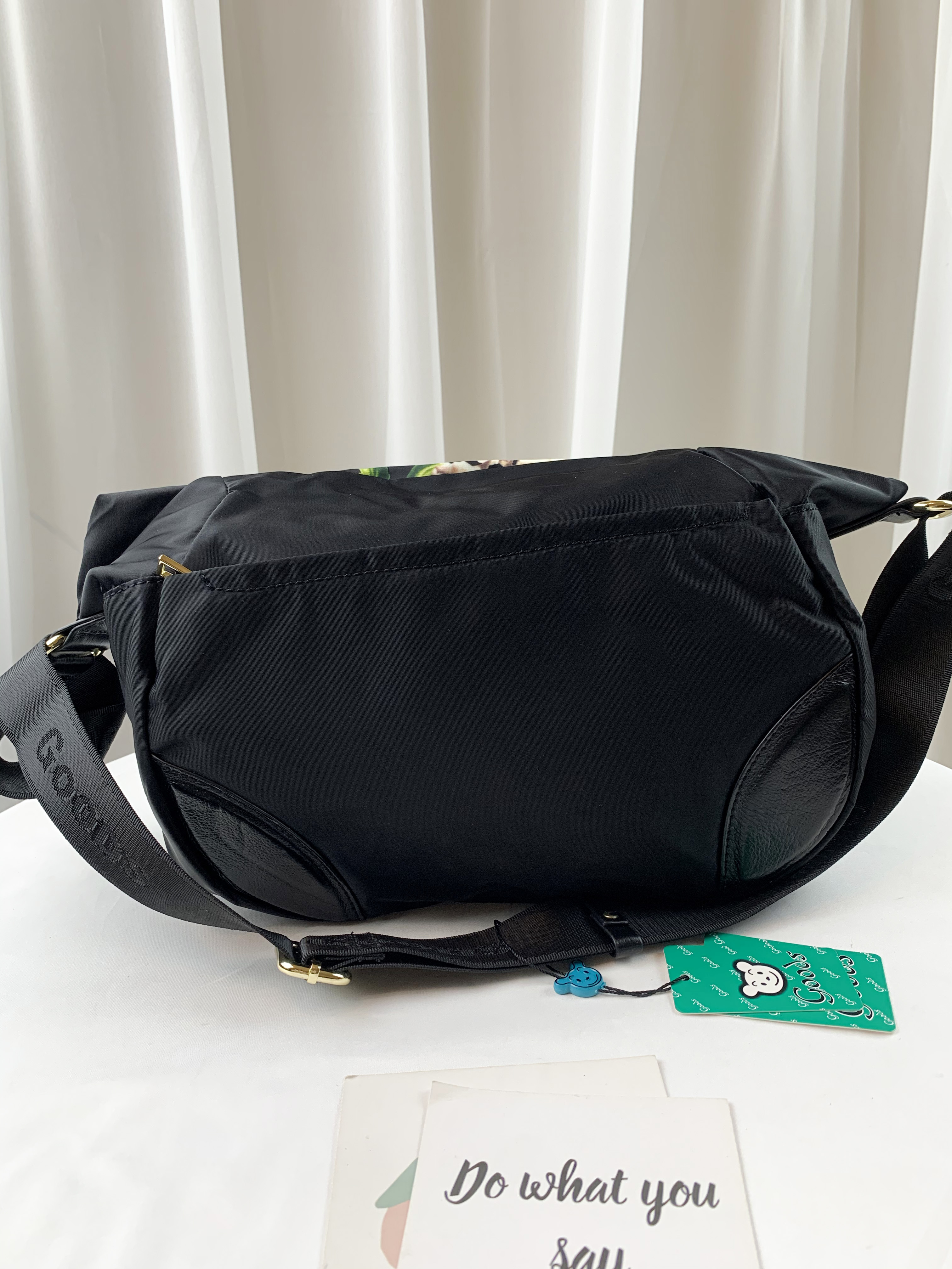 GOODS 繽紛花朵 尼龍拼接真皮側背腰包 #6189