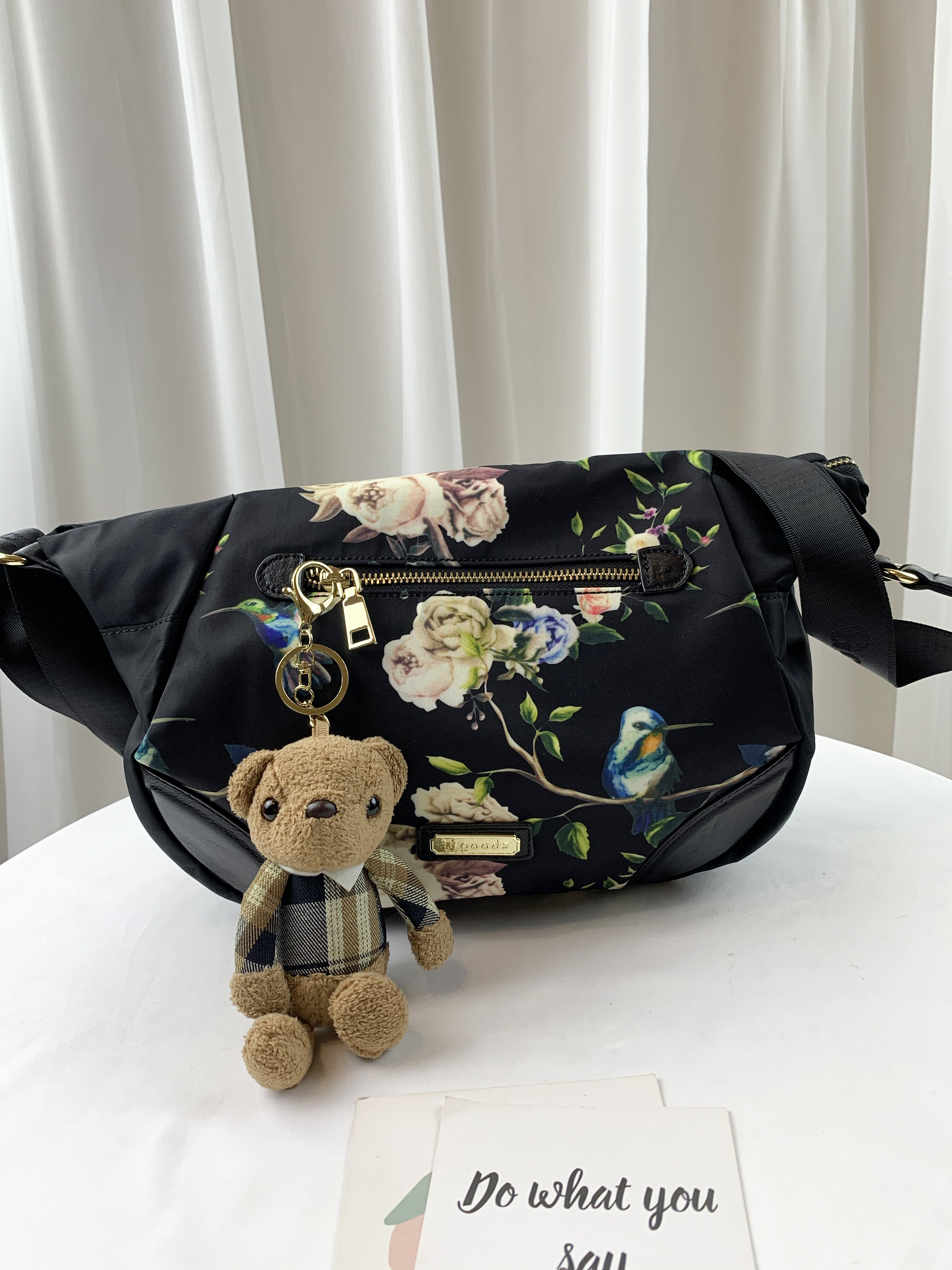 GOODS 繽紛花朵 尼龍拼接真皮側背腰包 #6189