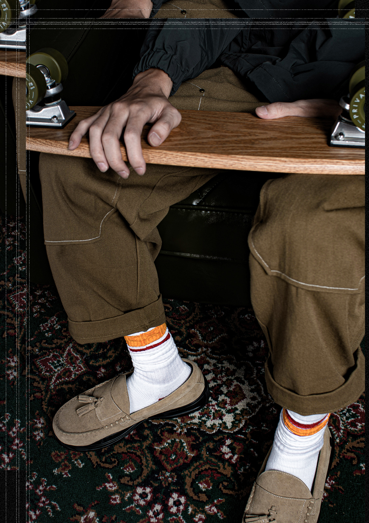 台灣設計配件品牌nozzle quiz 與plain-me "80's Tile"聯名合作襪履｜80年代 秋冬鬆身系穿搭 美式復古 滑板襪