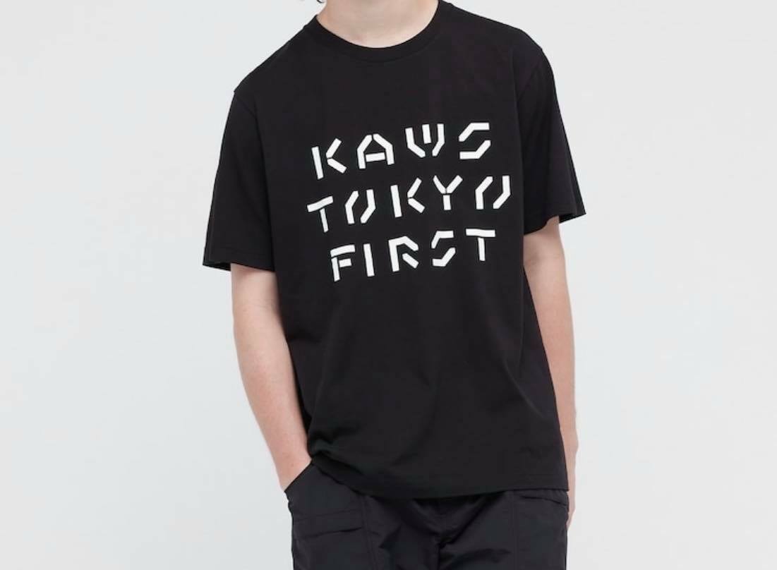 限時特價 ! Kaws X Uniqlo Tokyo First Logo 文字 短T