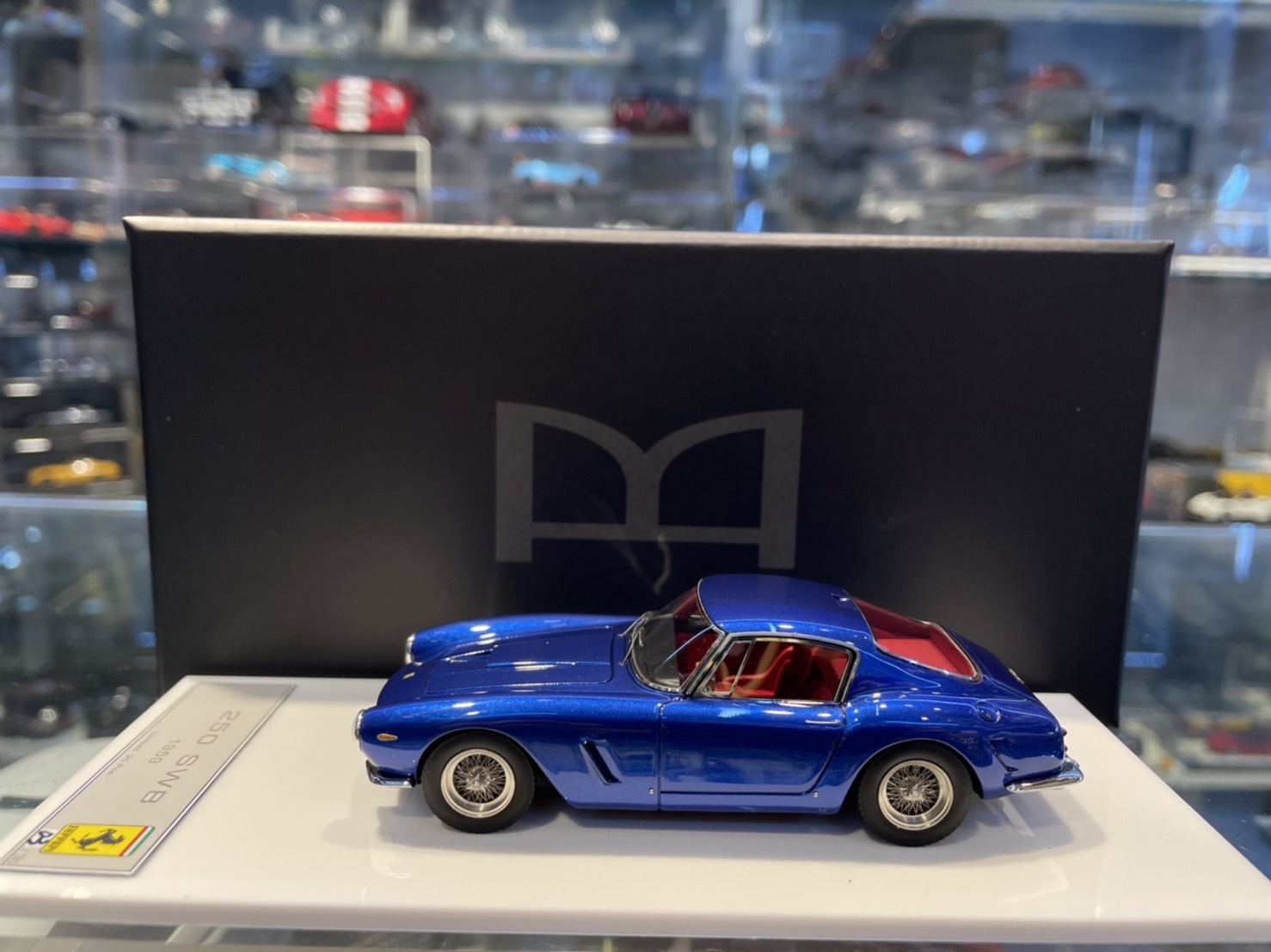 DMH Ferrari 250 SWB 1959 金屬藍1/43 (樹酯車)