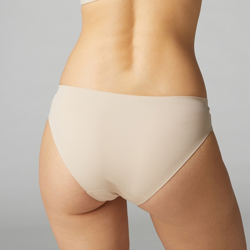 ESSENTIEL 隱形 三角褲 粉膚色