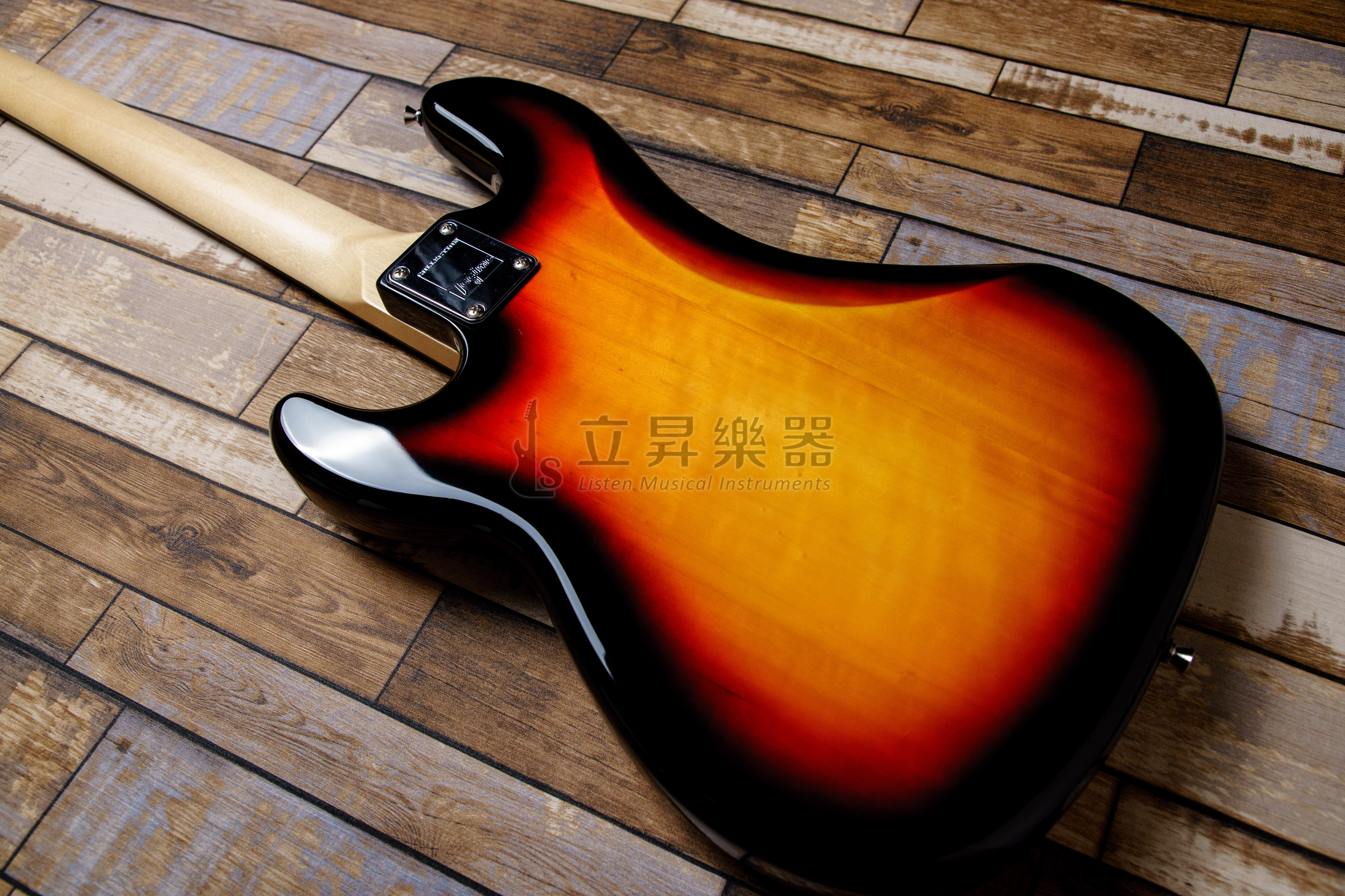 Check Save HB-001SB P型電貝斯 漸層色 楓木琴頸 玫瑰木指板 HB001SB Bass 第 4 張圖片｜三峽吉他 / Bass