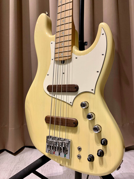 Xotic XJ-1T 四弦Yellow Blond #443 Xotic 貝斯