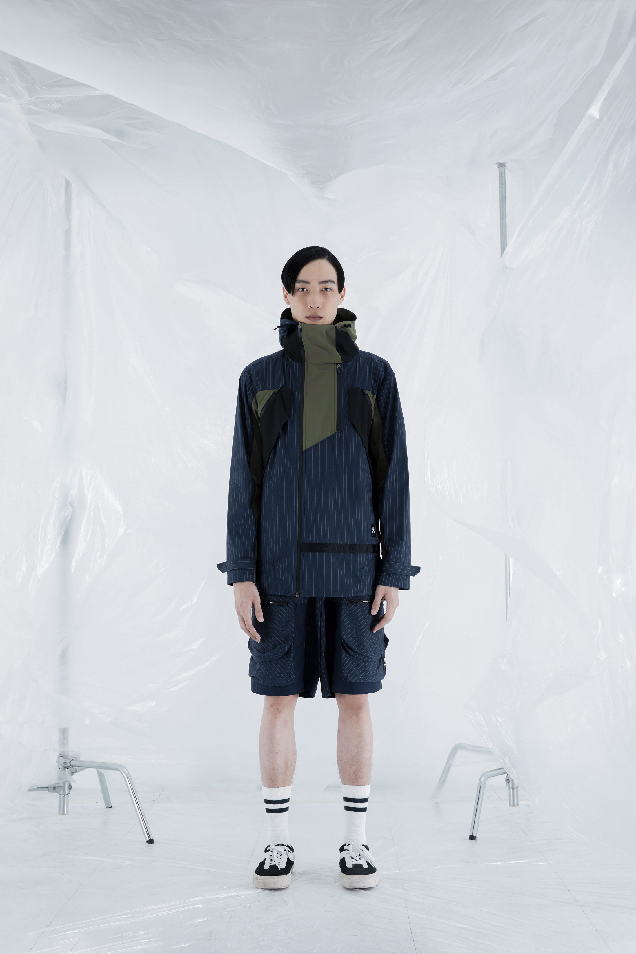 異拼接連帽外套 - 藍條