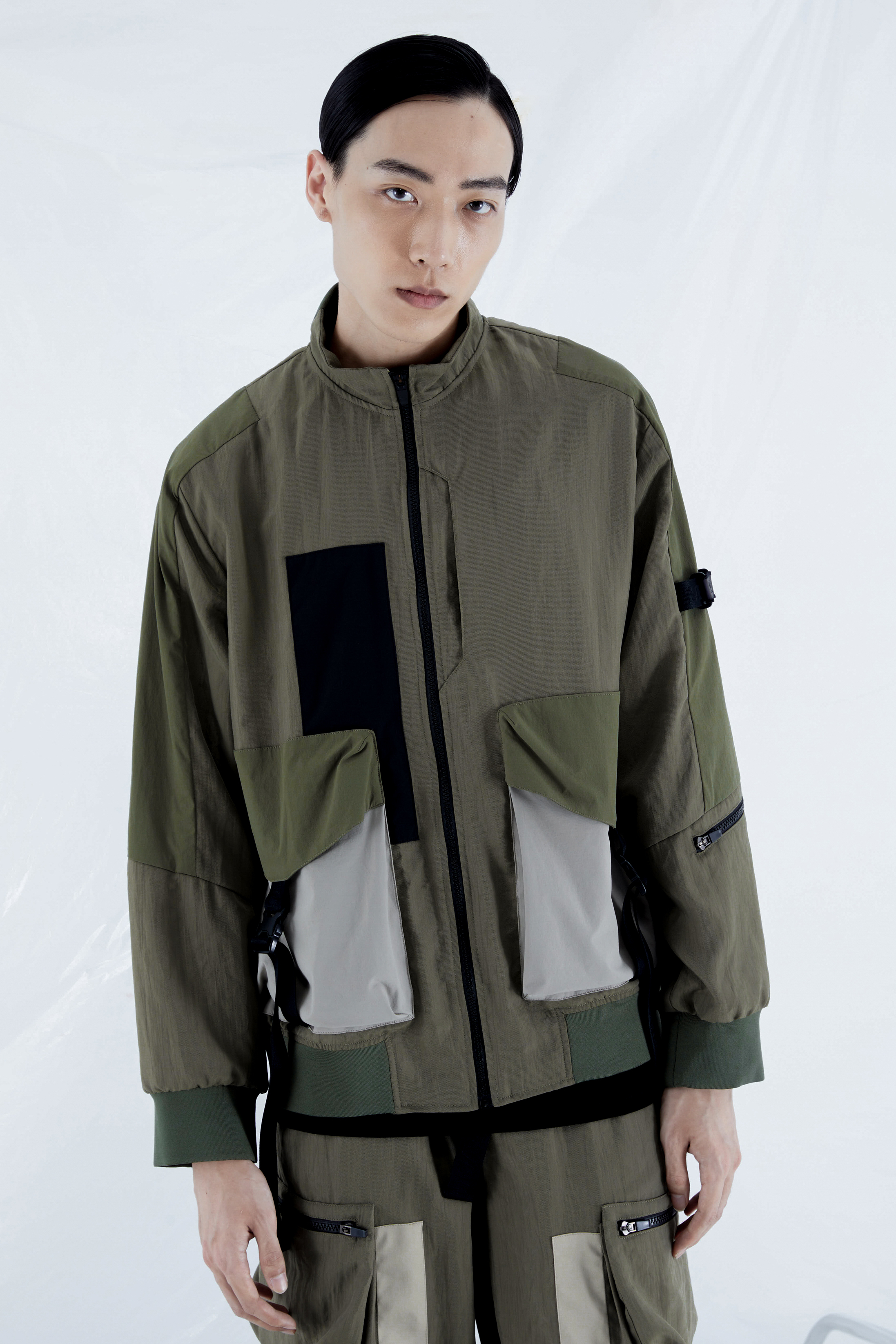 防潑水立頜飛行夾克 - 軍綠