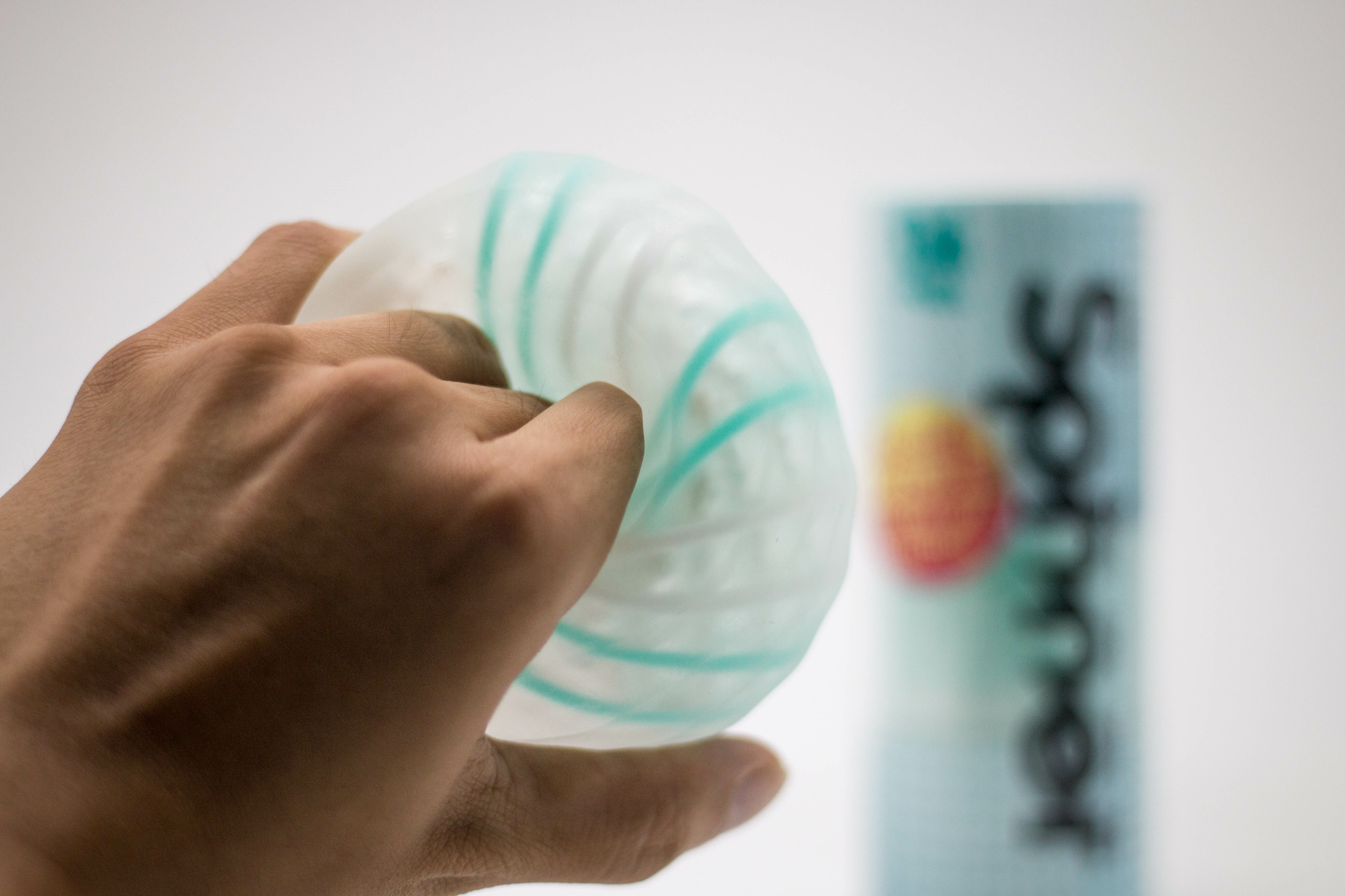 Dr.情趣spinner開箱文「tenga spinner SOFT柔嫩限量版｜04迴旋梯」高彈力、高延展性杯體