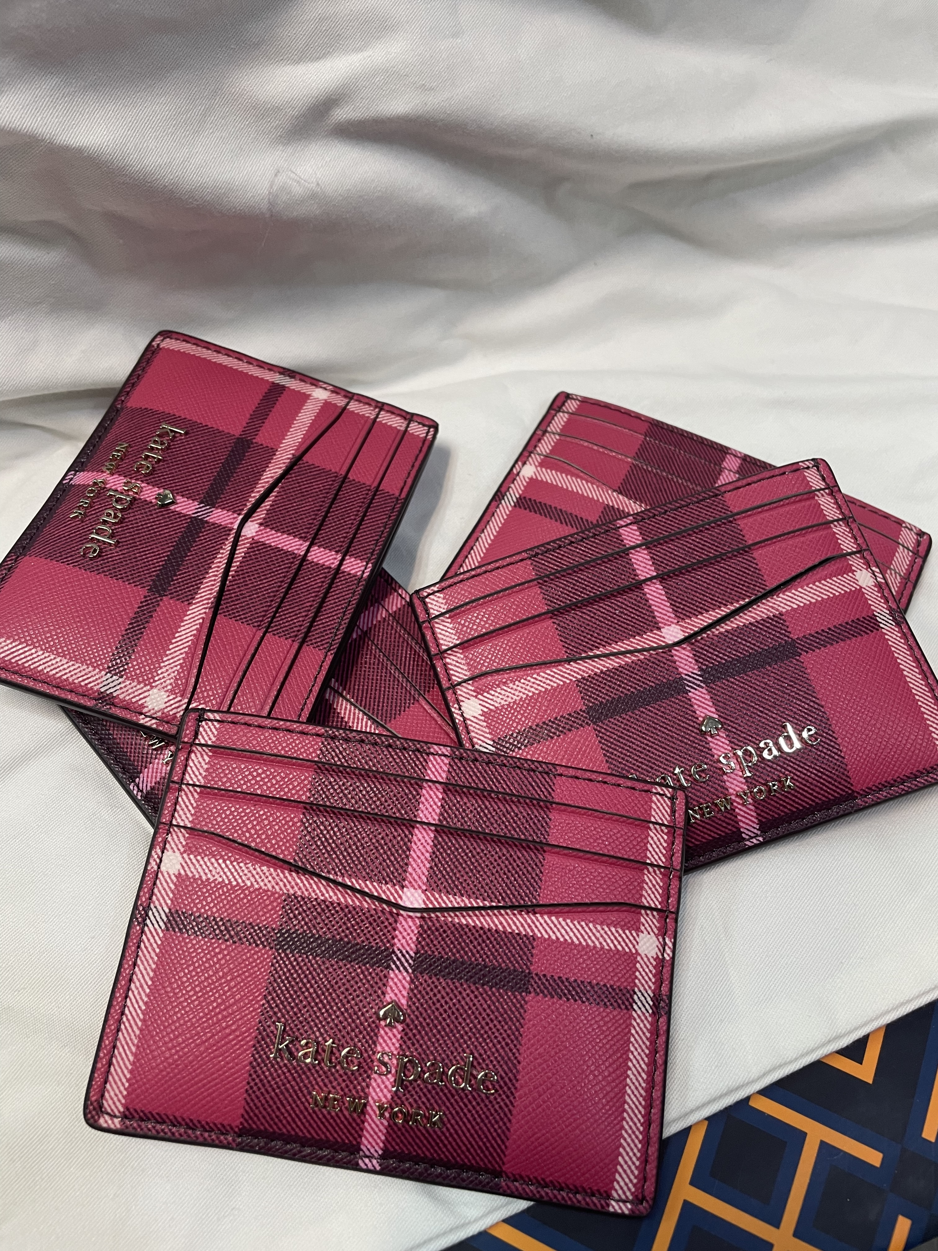 Kate spade 紅色格仔卡套