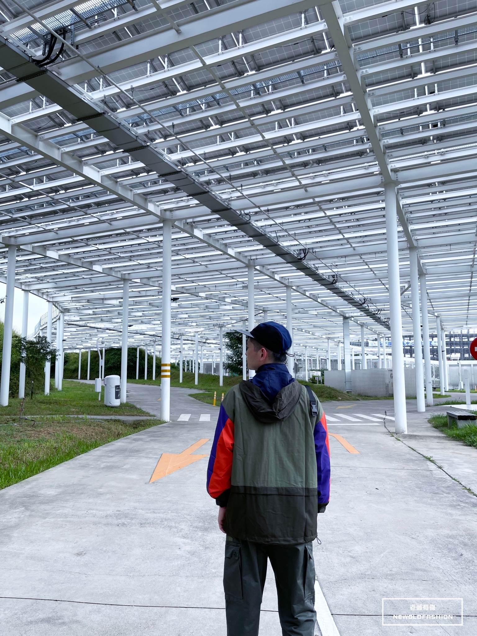 『新品上市』多色拼接扣環連帽防風外套(NOF2109A112)-紫