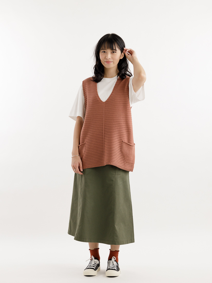 Oversize Tshit 穿搭V領針織背心