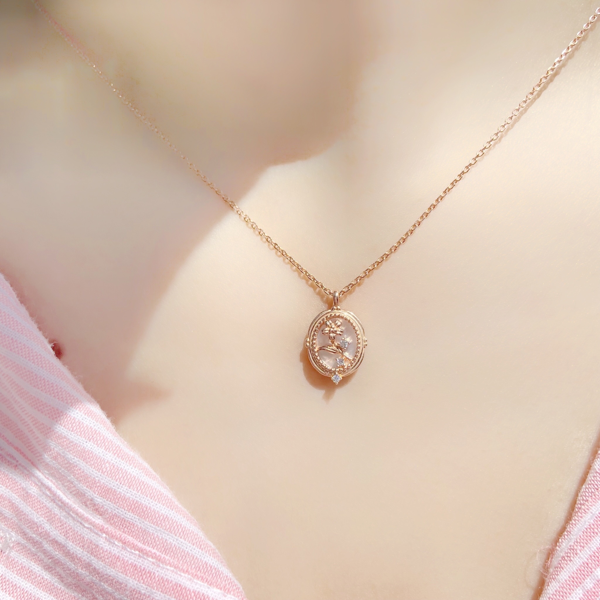 | 925 Silver・ Rose Gold | Flower Wax Seal Necklace  | NE0332 |