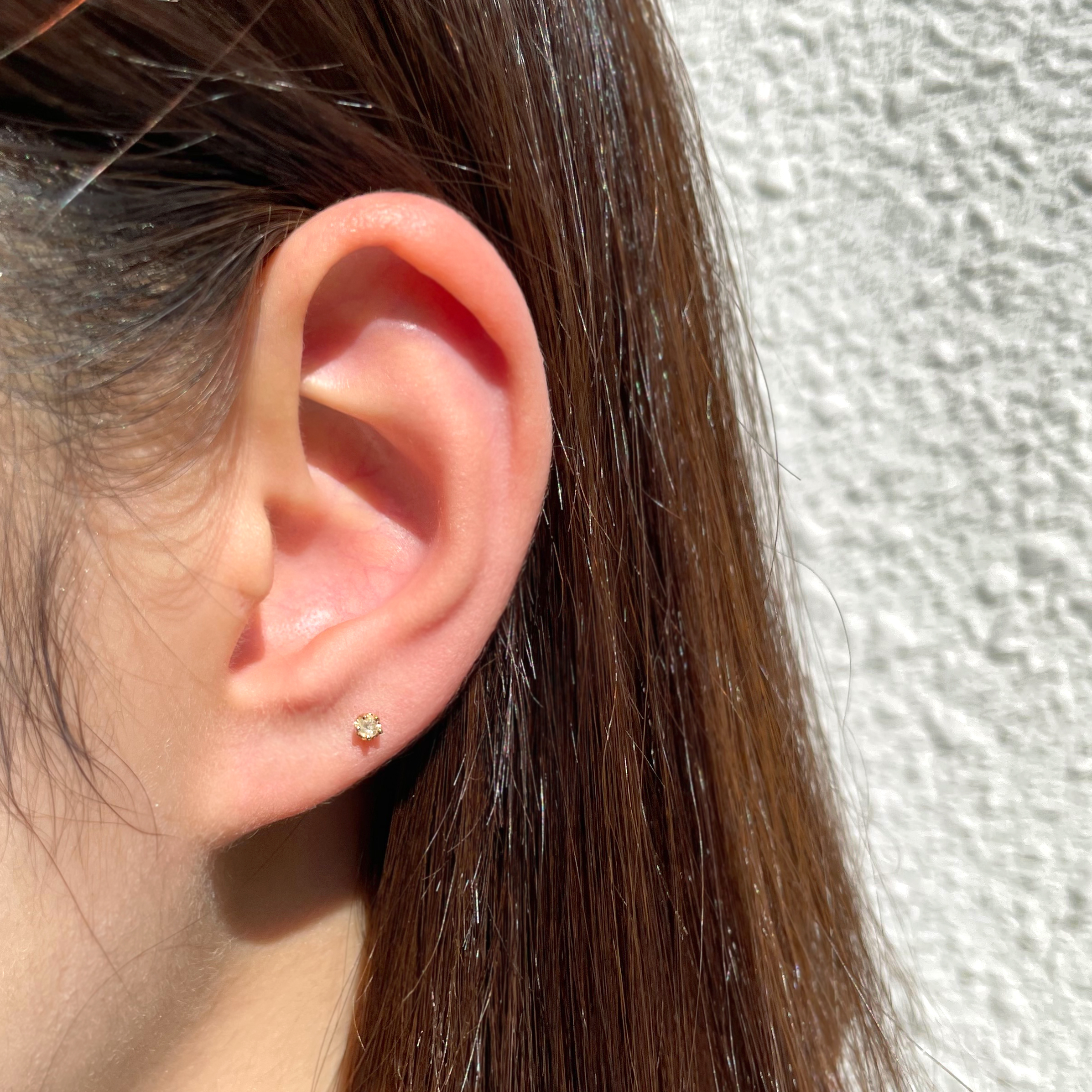 14K Mini皇冠灰鑽原礦轉珠耳環