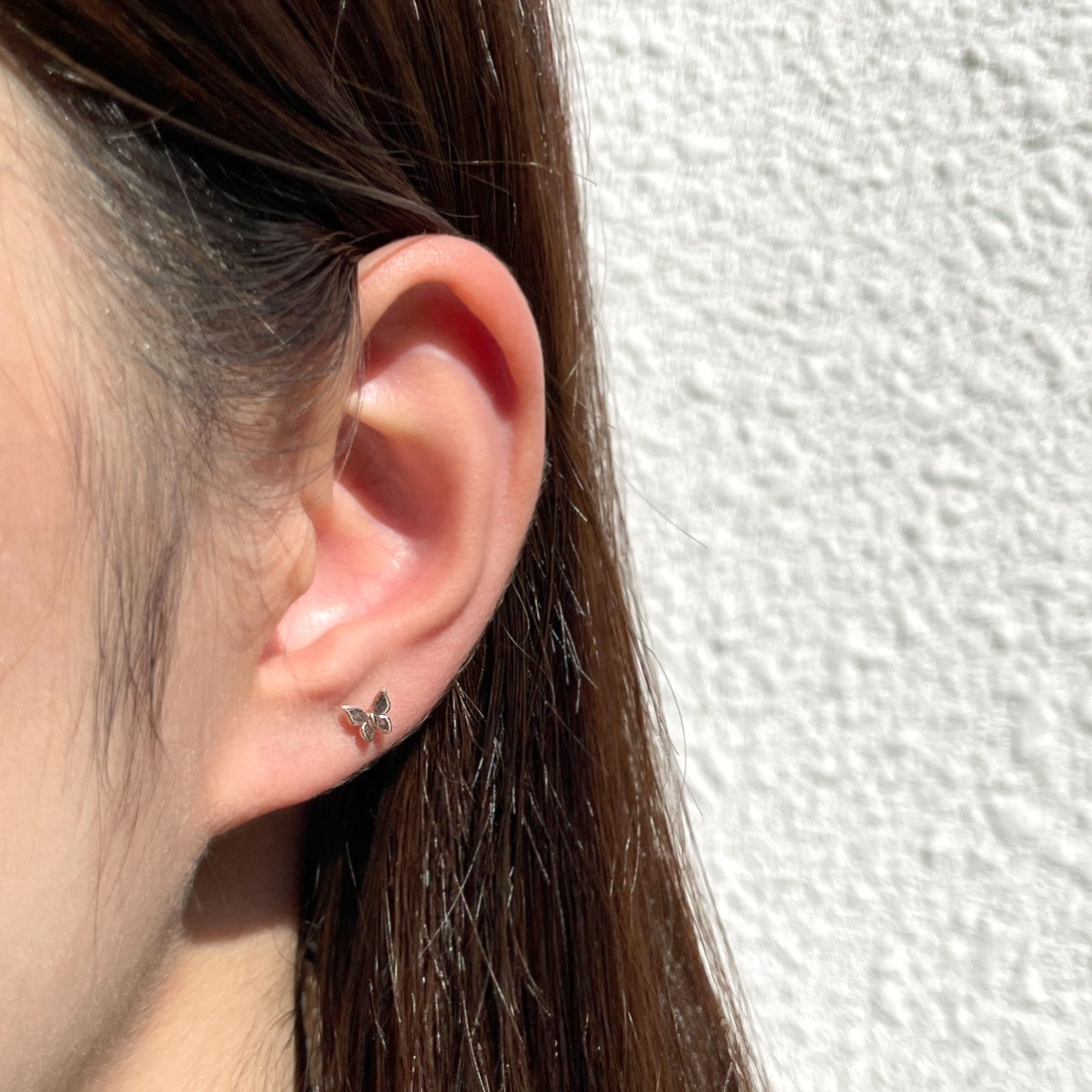 14K小蝴蝶Stud耳環