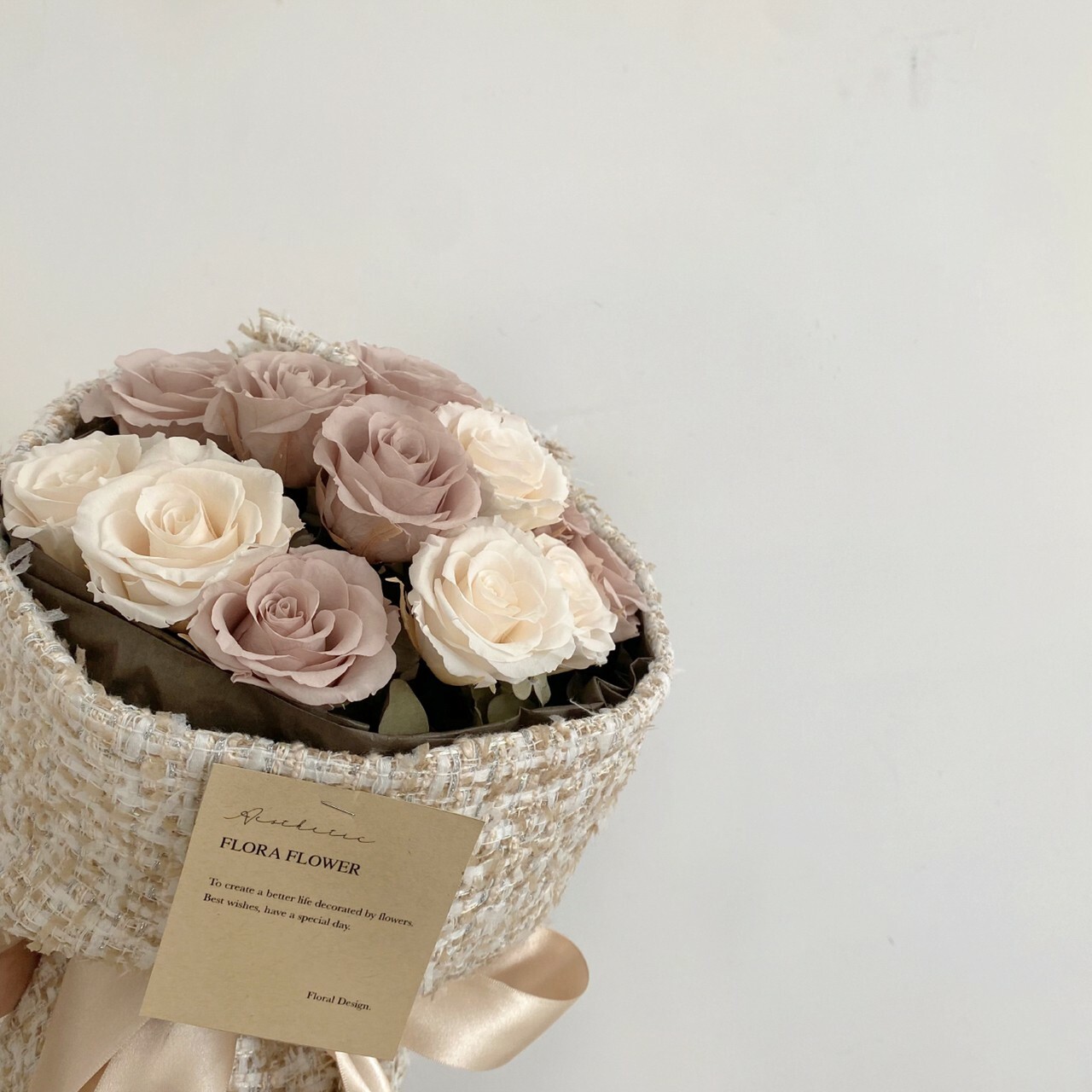 俄羅斯永生花束-香奈兒海鹽焦糖拿鐵